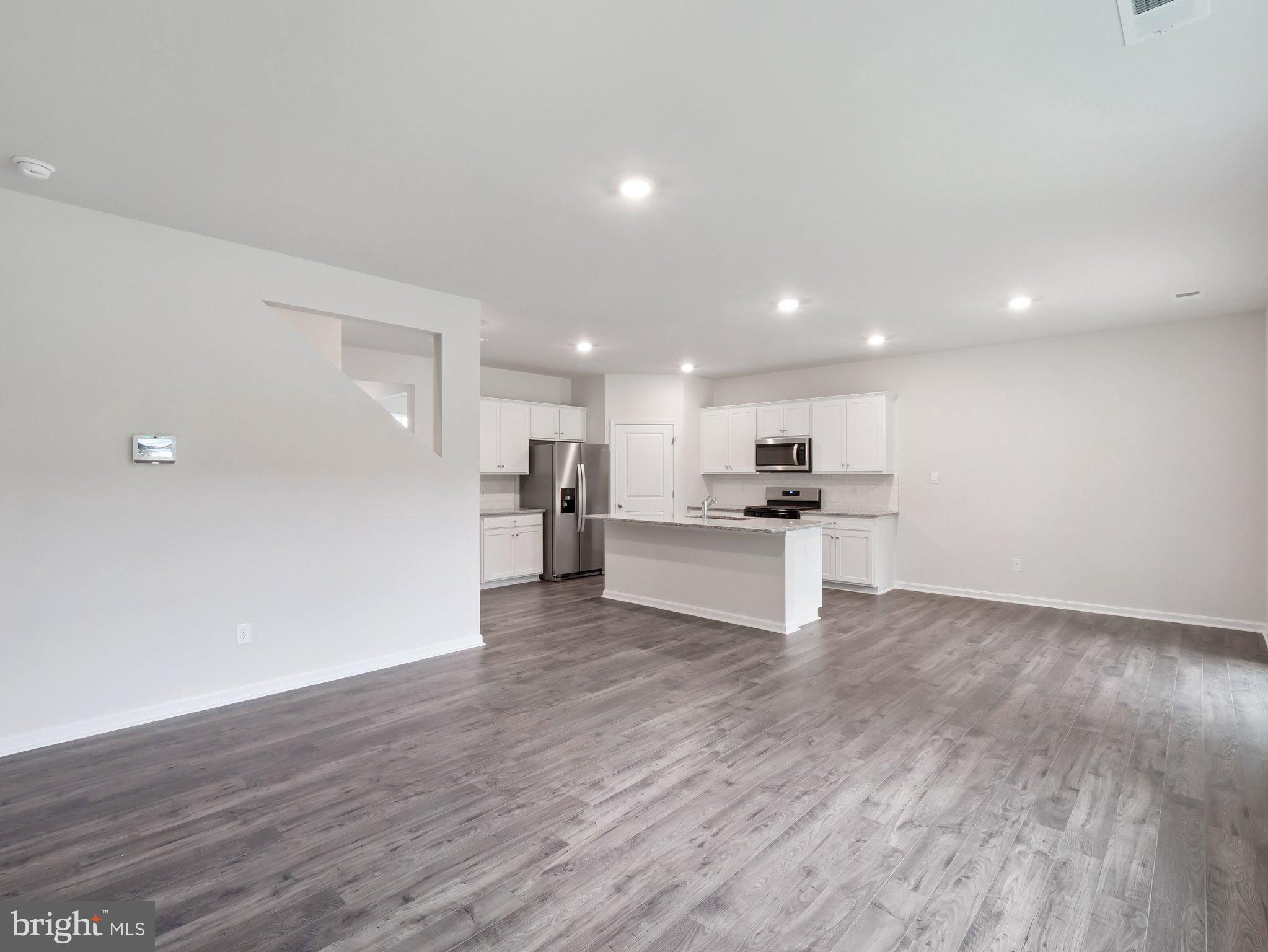 GREEN SPRING ESTATES - Residential