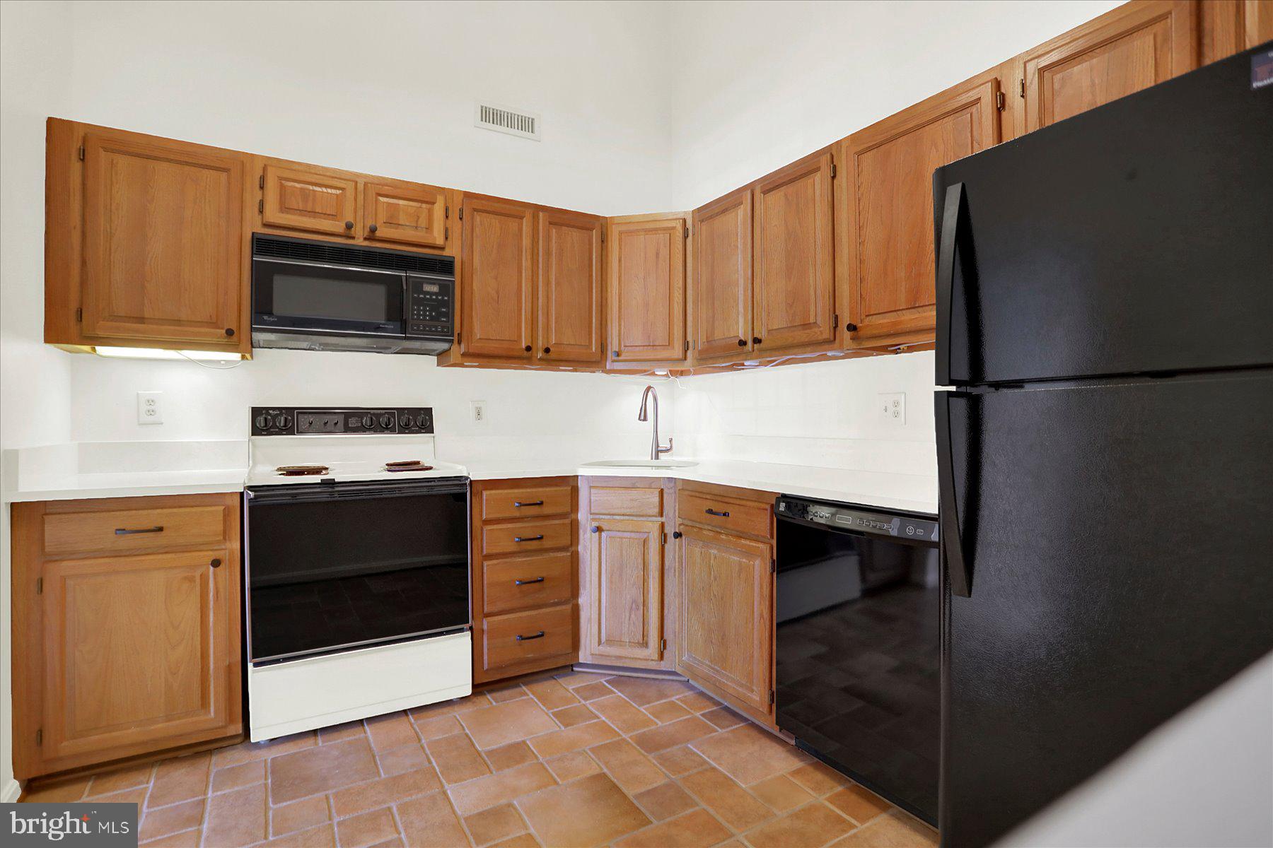 LOVETON FARMS - Residential