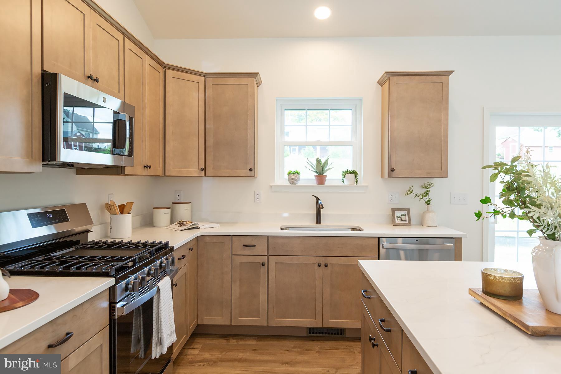 HIDDEN VALLEY ESTATES - Residential