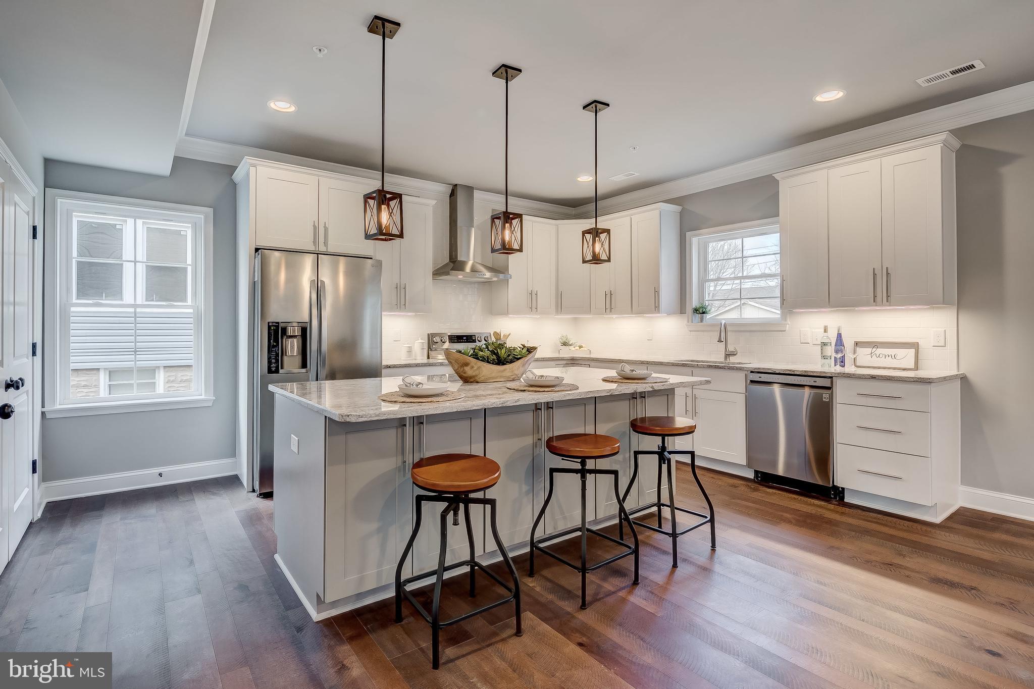 RIVIERA BEACH - Residential