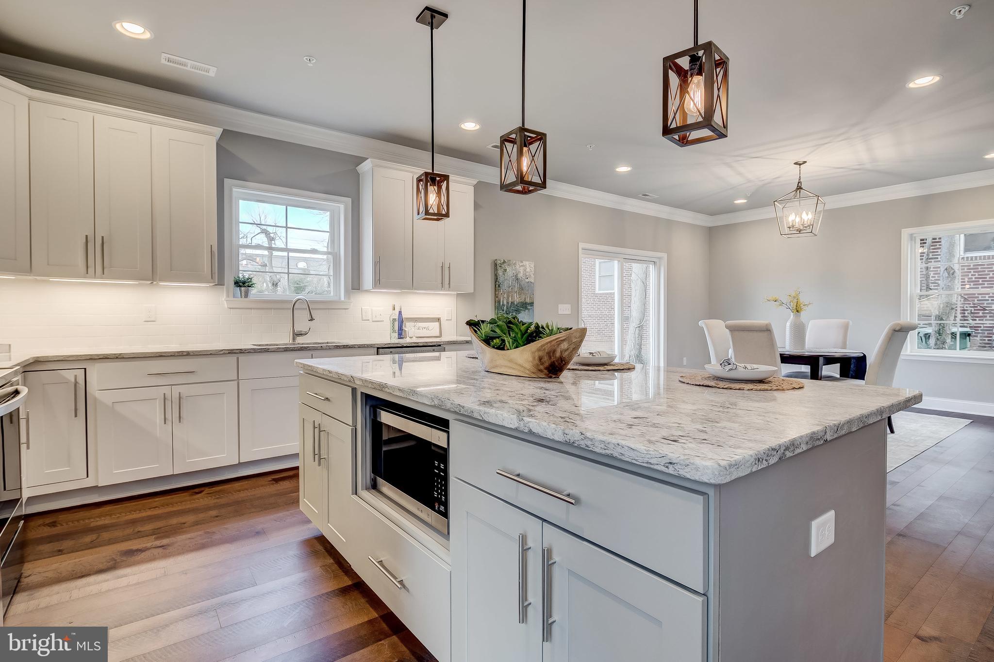 RIVIERA BEACH - Residential