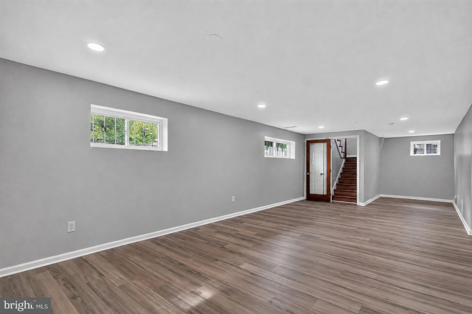 RITCHIE HEIGHTS - Residential