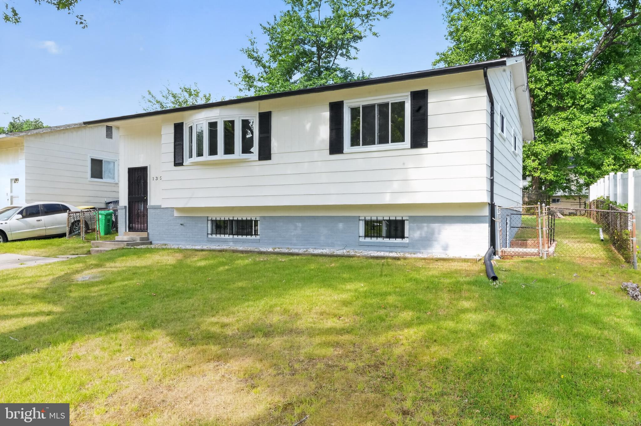 RITCHIE HEIGHTS - Residential