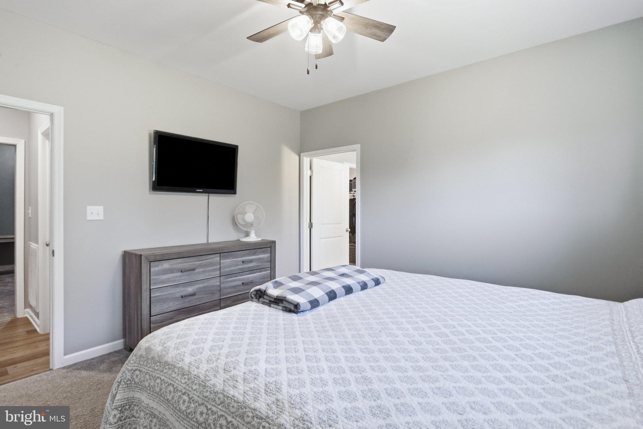 CRESCENT ORCHARDS - Residential