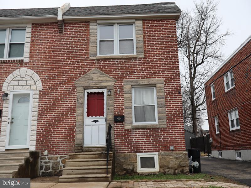 Grand two-story, semi-detached frame home constructed in 1955. It features a small front porch and a rear detached garage, providing functional outdoor and parking space. The property is situated in Prospect Park, Delaware County, offering convenient access to nearby Philadelphia County. Location provides desirable proximity to the city, Property features approx. 1008 sq ft of living space walk into a spacious living room and dining and kitchen 2nd floor offers 3 sizeable bedrooms and 3 piece center hole bath Additional features consist of a full uninished basement with walkout access to and one car garage.