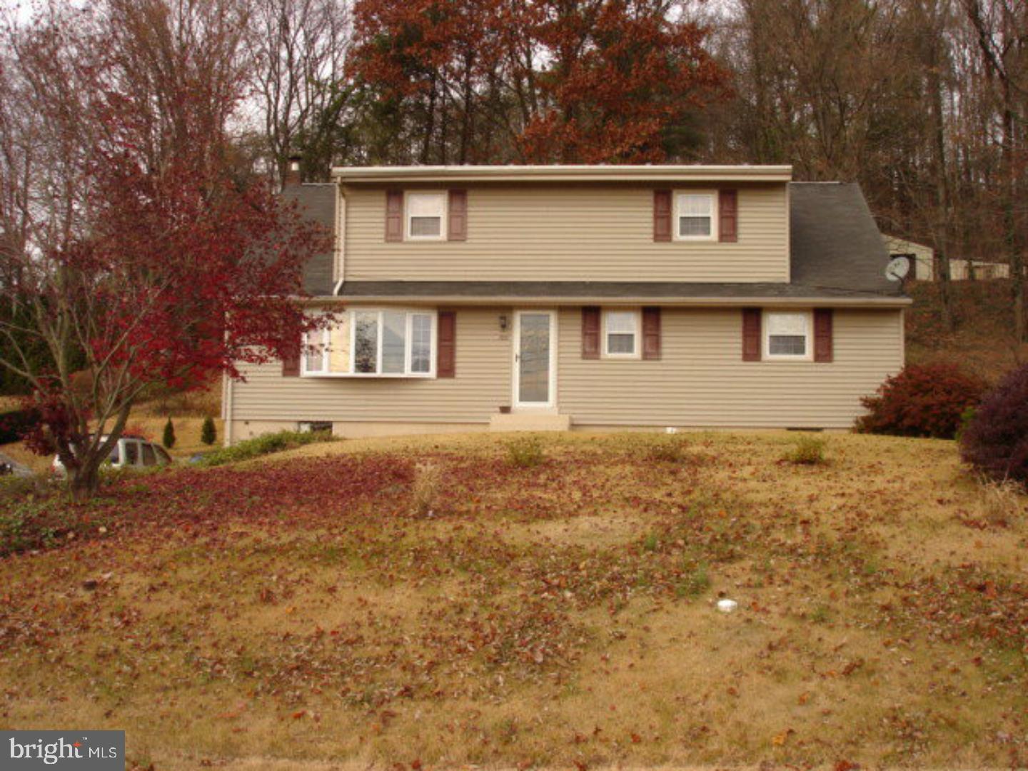 Very well maintained and tastefully decorated home with spacious rooms, it boast a great open floor plan for the dinning,living and kitchen area. Home has been nicely updated for todays modern living, it has a center island with counter seating in the kitchen area which opens into the dining and living room, great for entertaining.  It has cast iron baseboard heat and a large walkout basement with high ceilings which could be finished for additional living space. Large yard with a generous size patio, and plenty of off street parking, or ample room to build that garage of your dreams.  Mailing Address Continued: Marlin  Color: Tan  Amp: 100