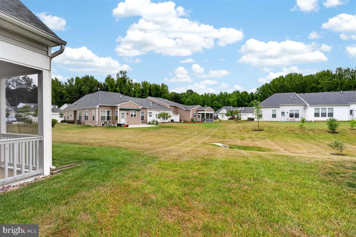 WHISPERING WOODS - Residential