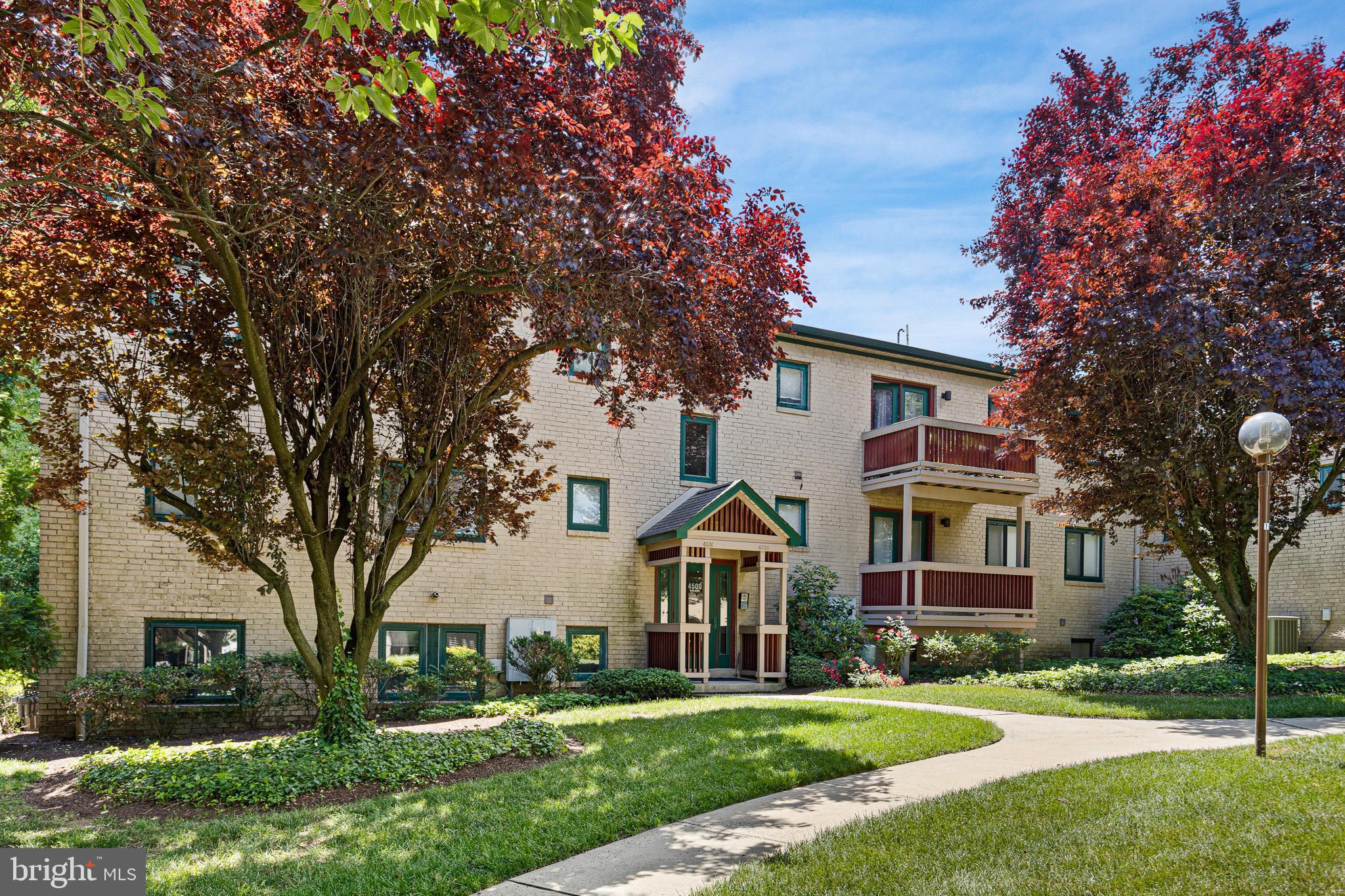 PALADIN CLUB - Residential