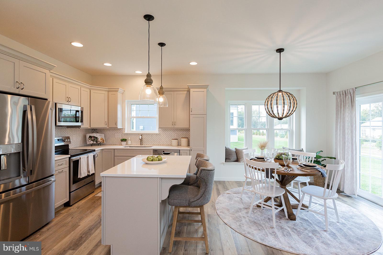 PINE VIEW ESTATES - Residential
