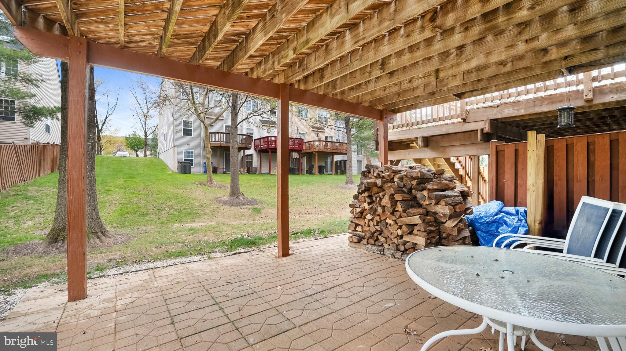 VILLAGE OF LONG REACH - Residential