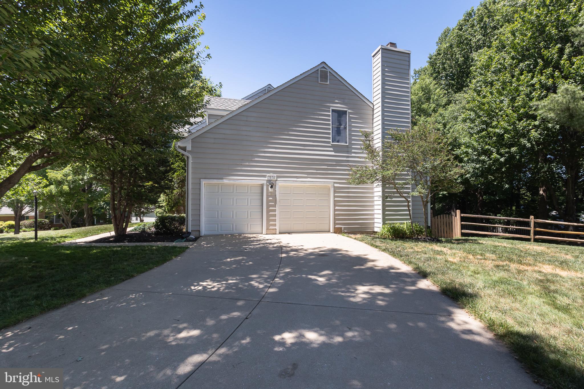 VILLAGE OF RIVER HILL - Residential