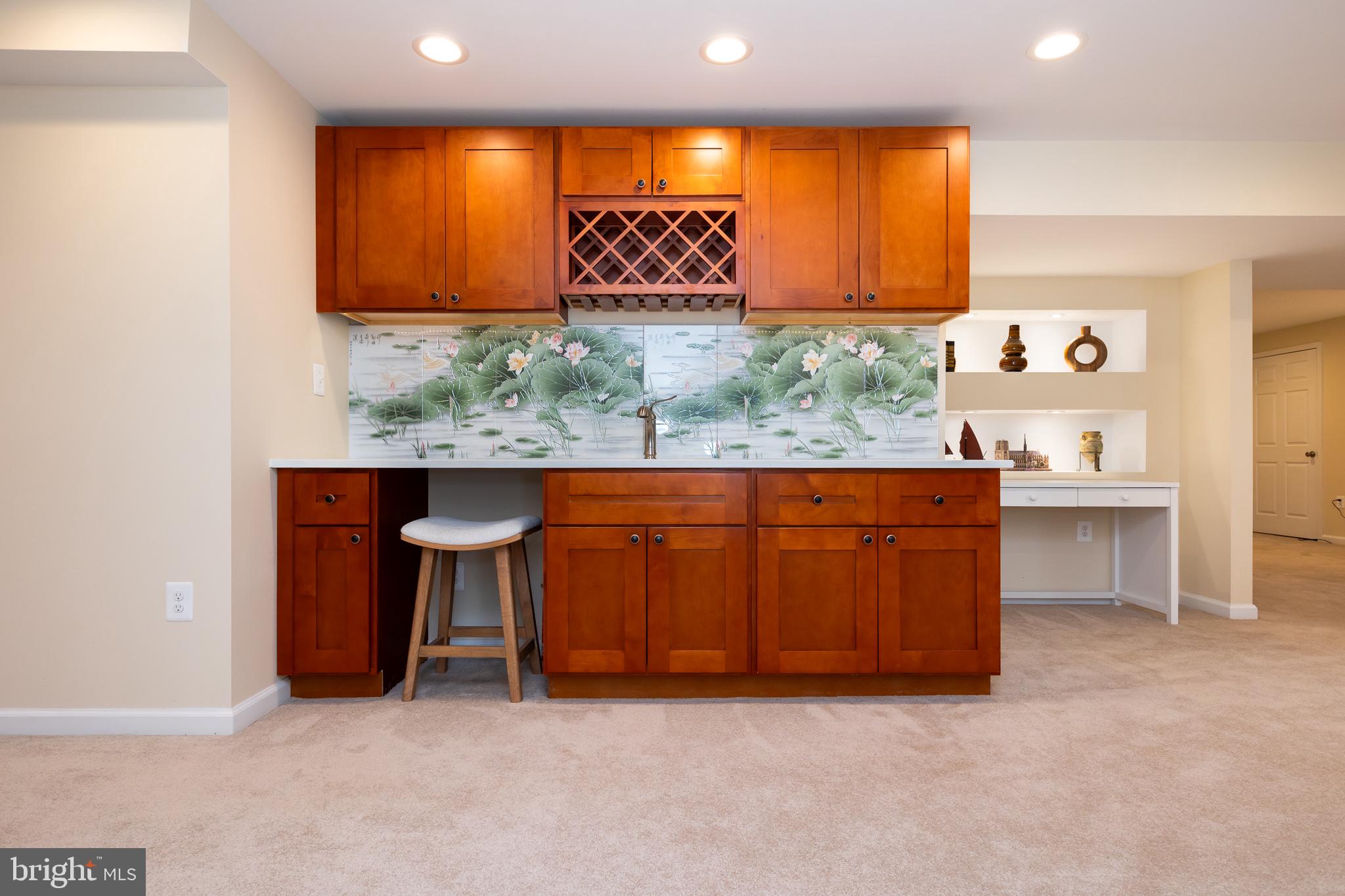 VILLAGE OF RIVER HILL - Residential