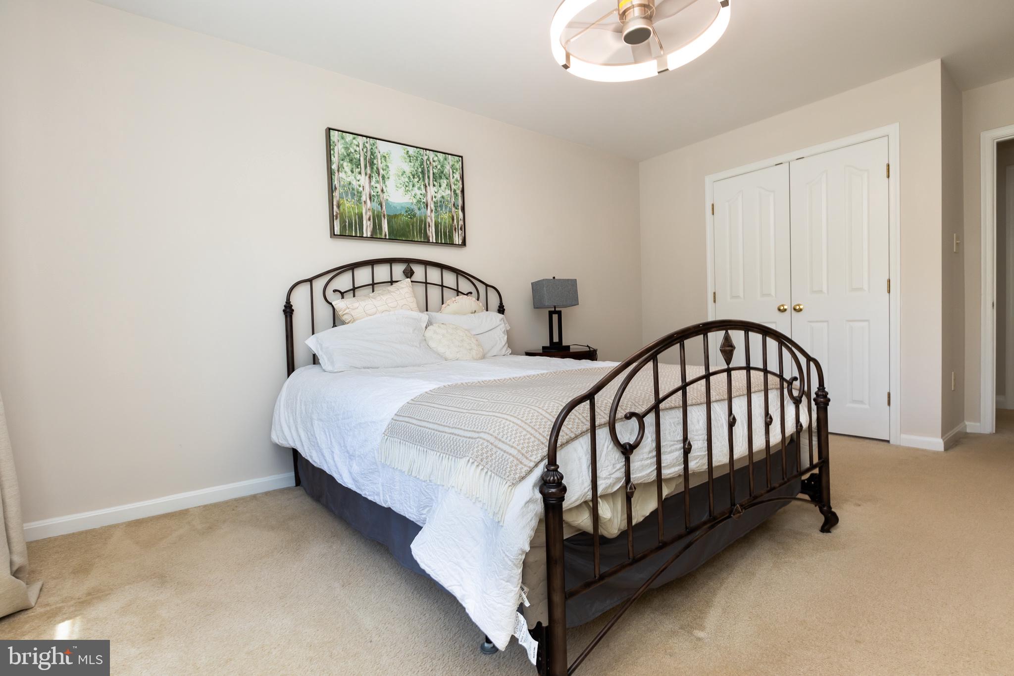 VILLAGE OF RIVER HILL - Residential