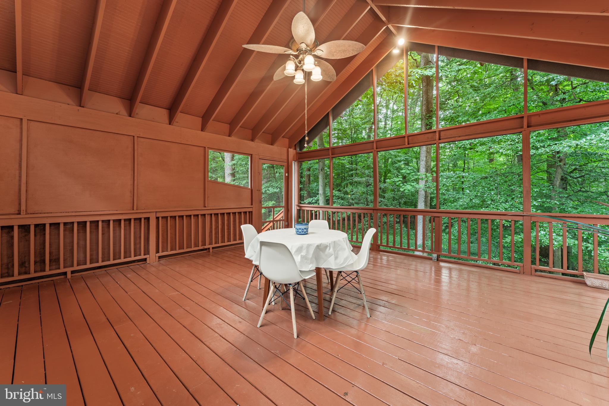 TALL OAKS - Residential