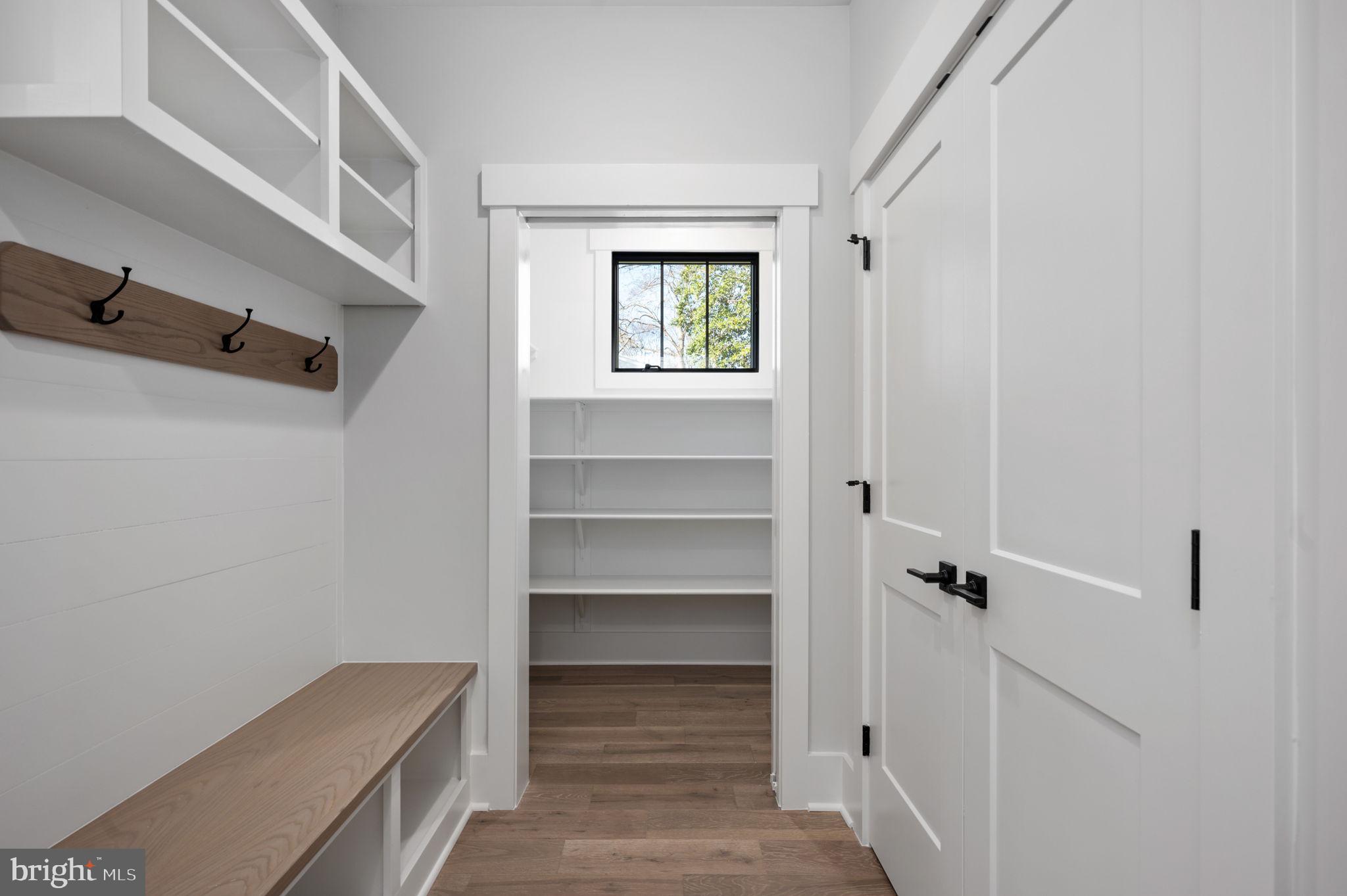 EAST VIENNA WOODS - Residential