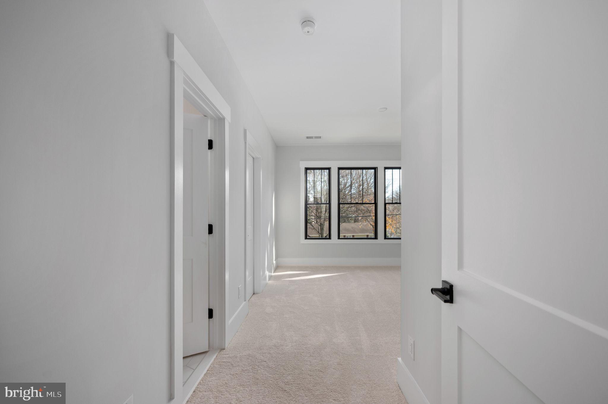 EAST VIENNA WOODS - Residential