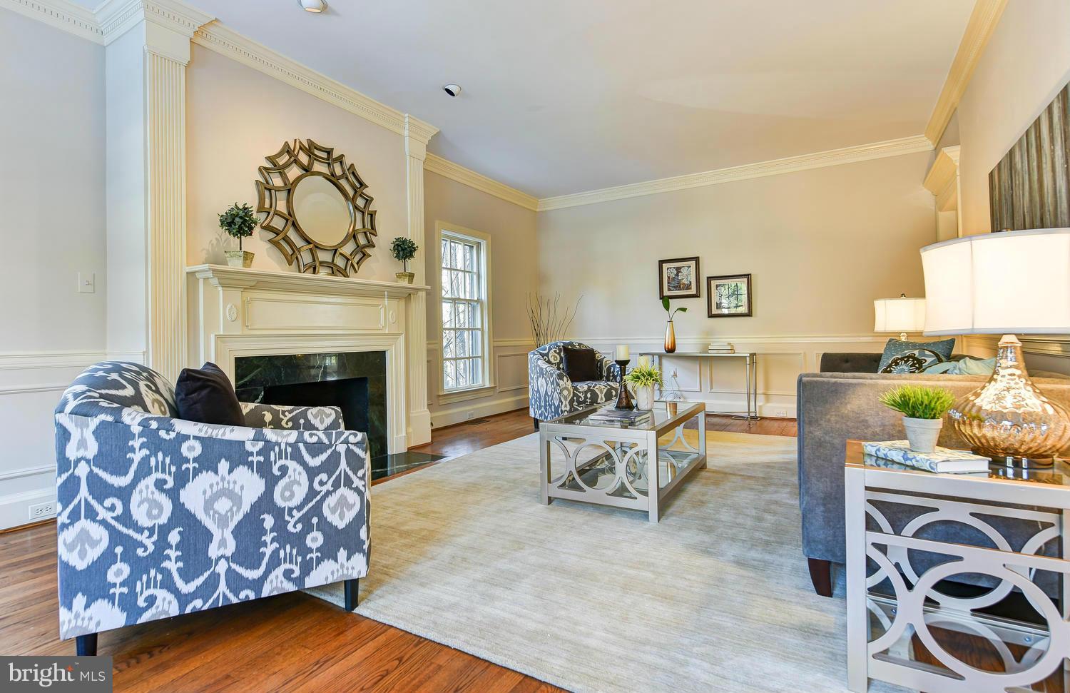 ROSEMONT - Residential