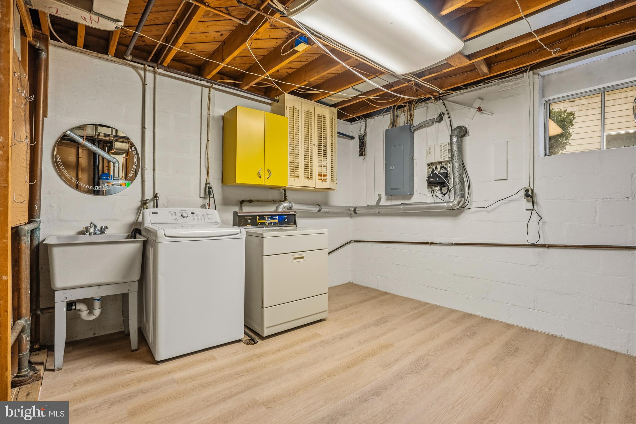 TILDEN WOODS - Residential
