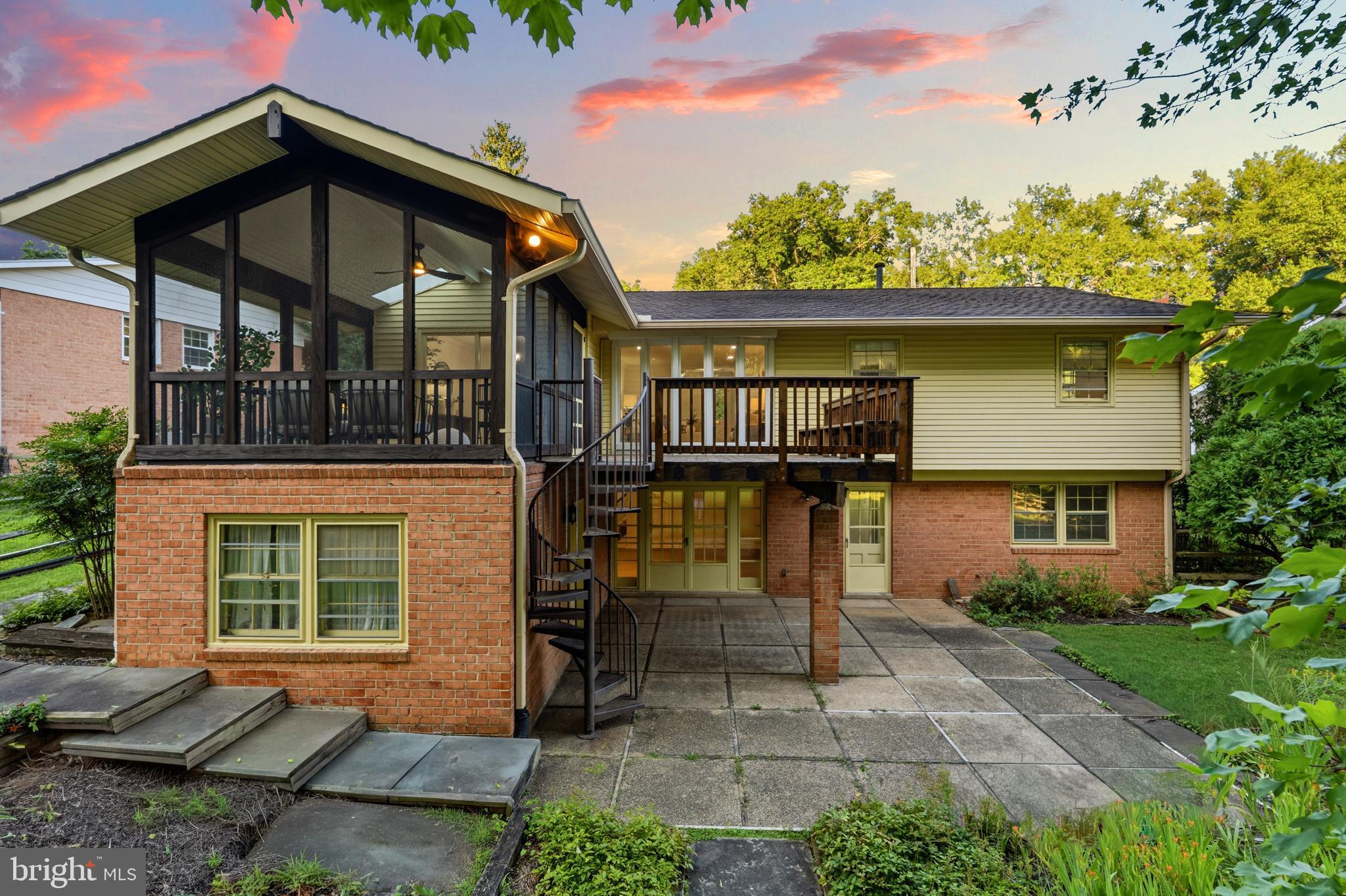 TILDEN WOODS - Residential