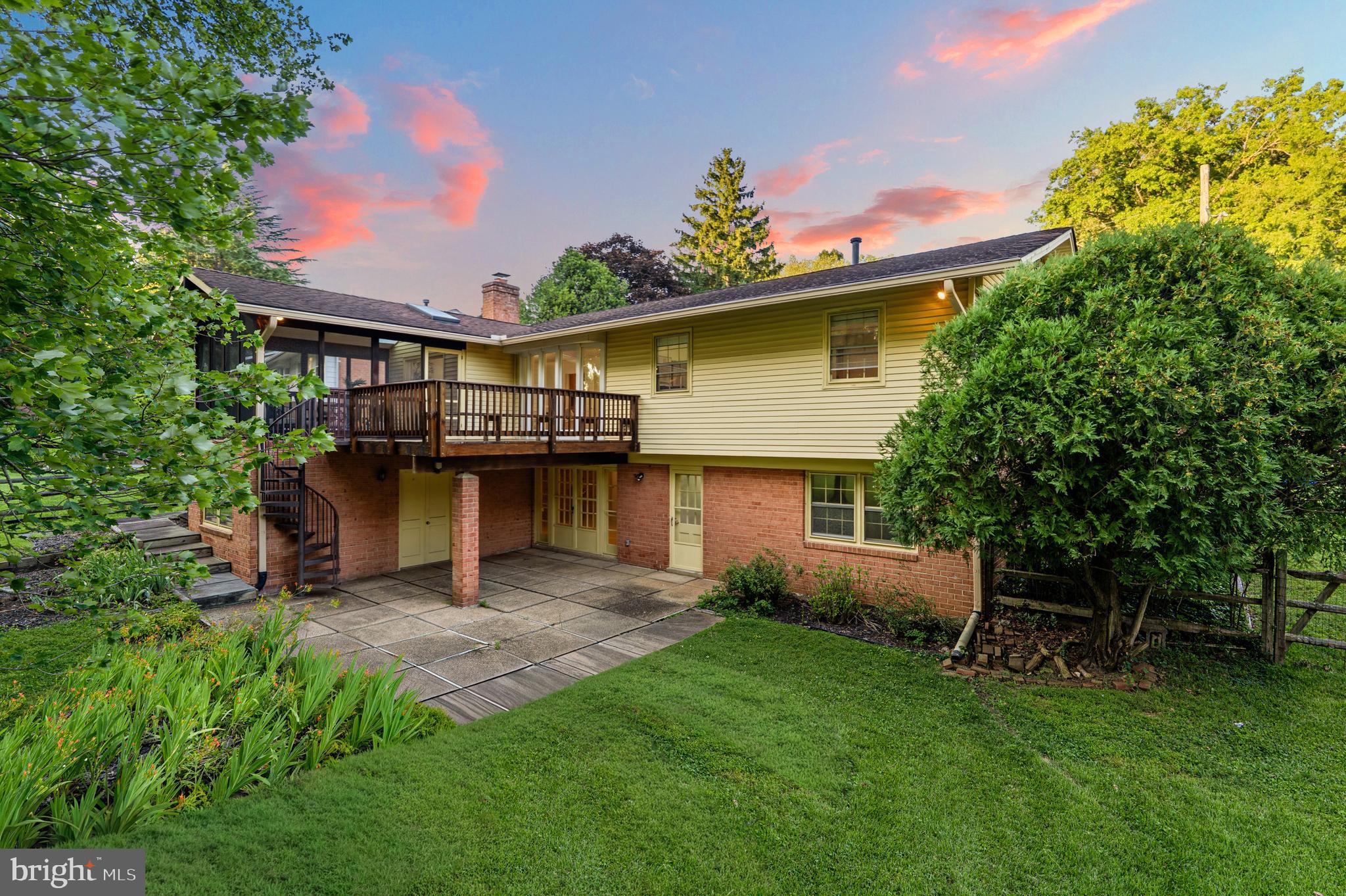 TILDEN WOODS - Residential