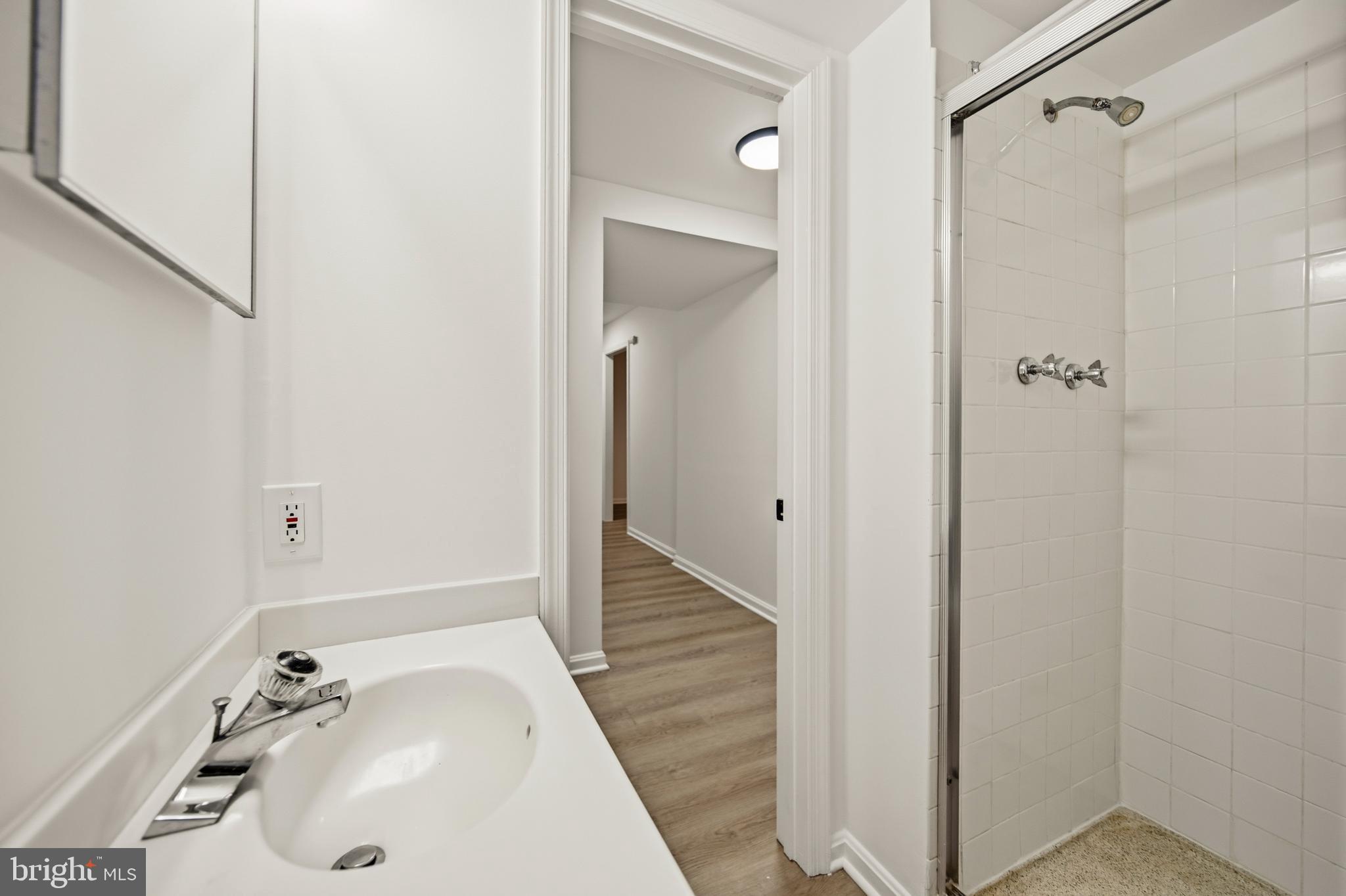 TILDEN WOODS - Residential