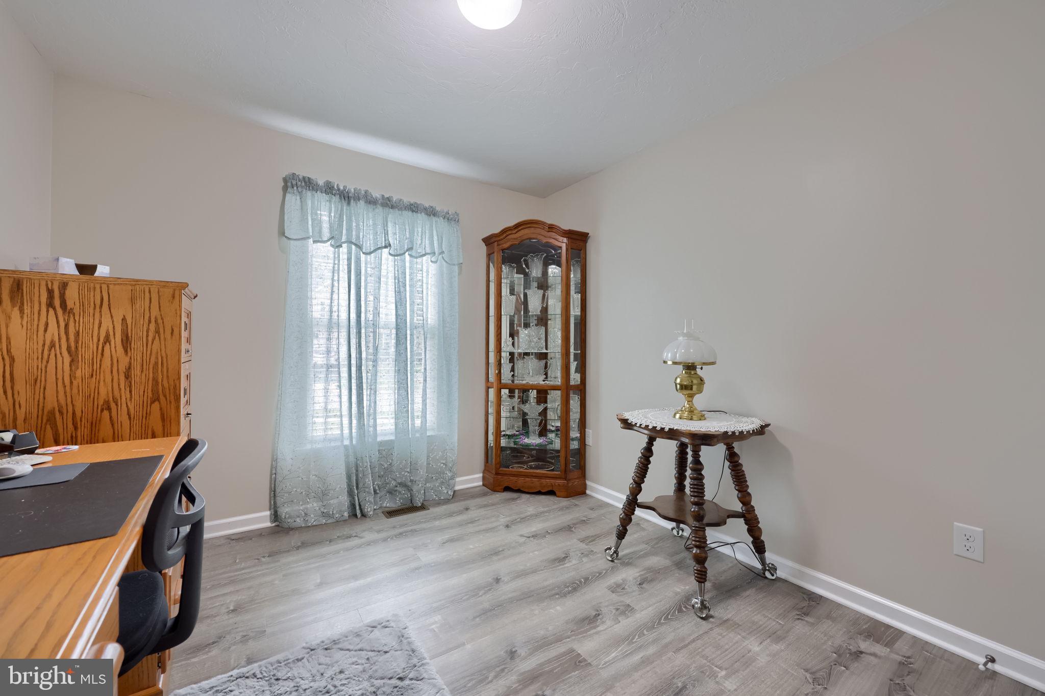 JACKSON HEIGHTS - Residential