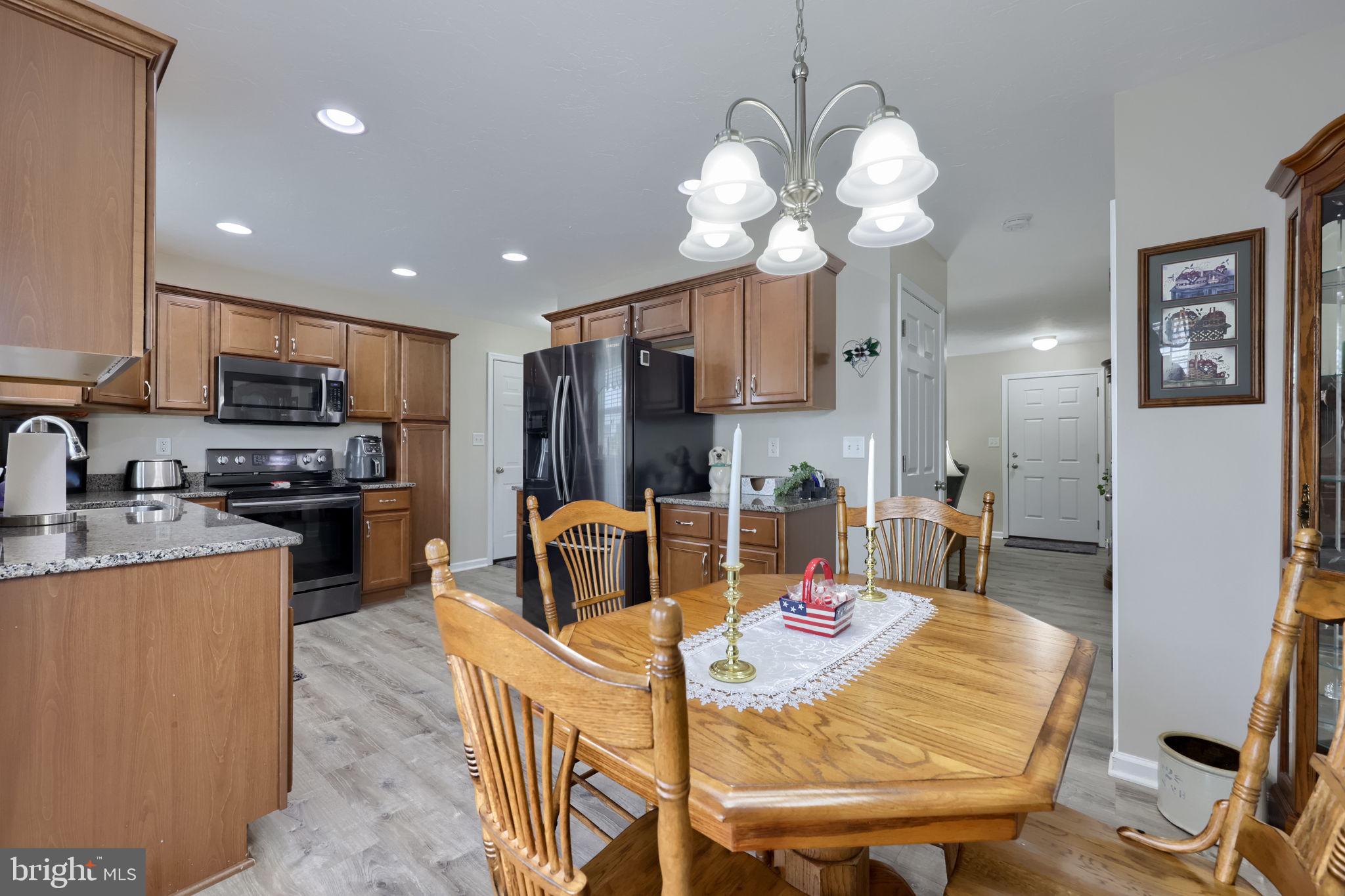 JACKSON HEIGHTS - Residential