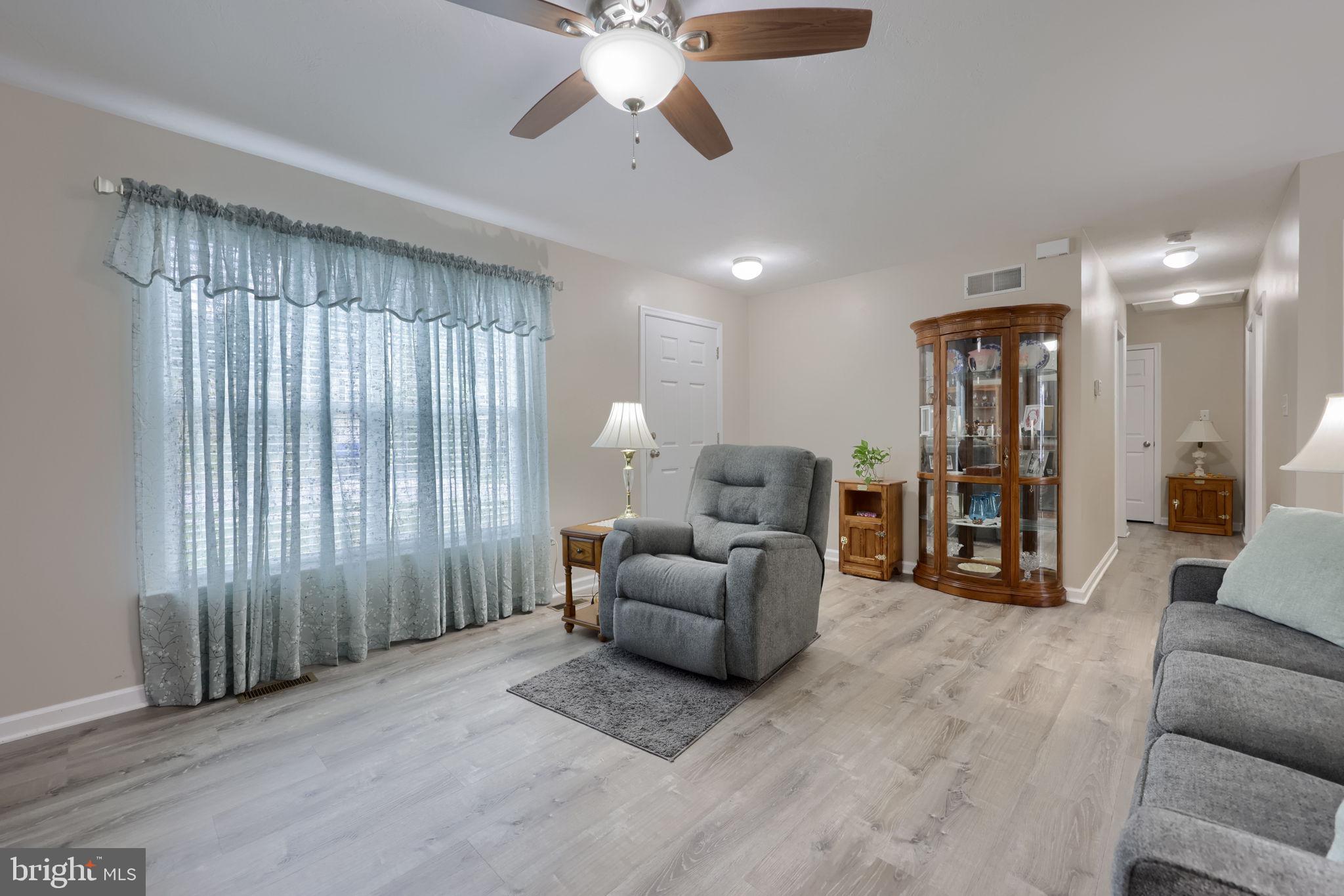 JACKSON HEIGHTS - Residential