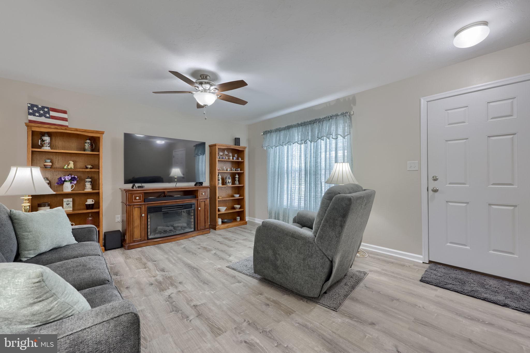 JACKSON HEIGHTS - Residential