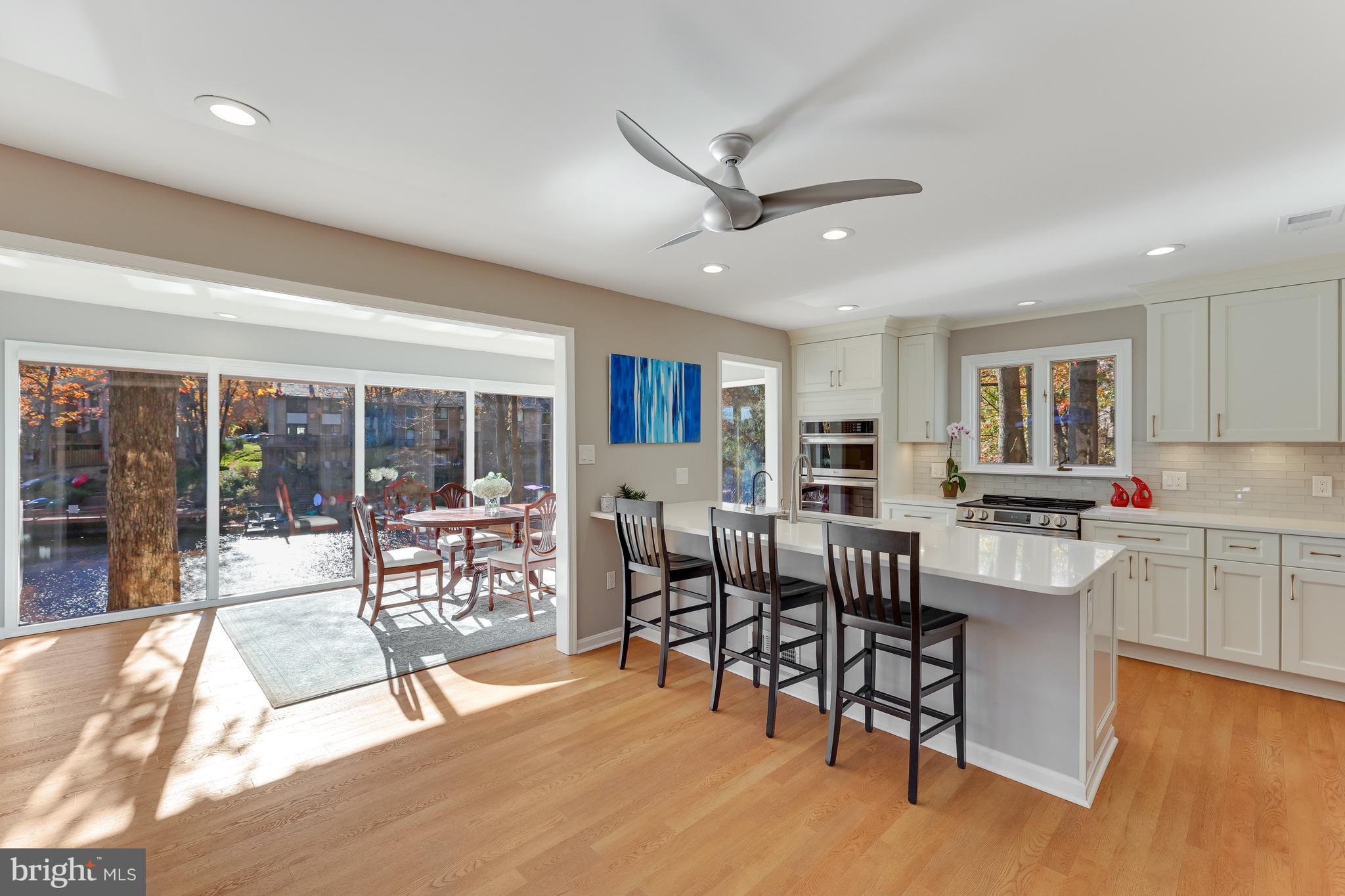 RESTON - Residential