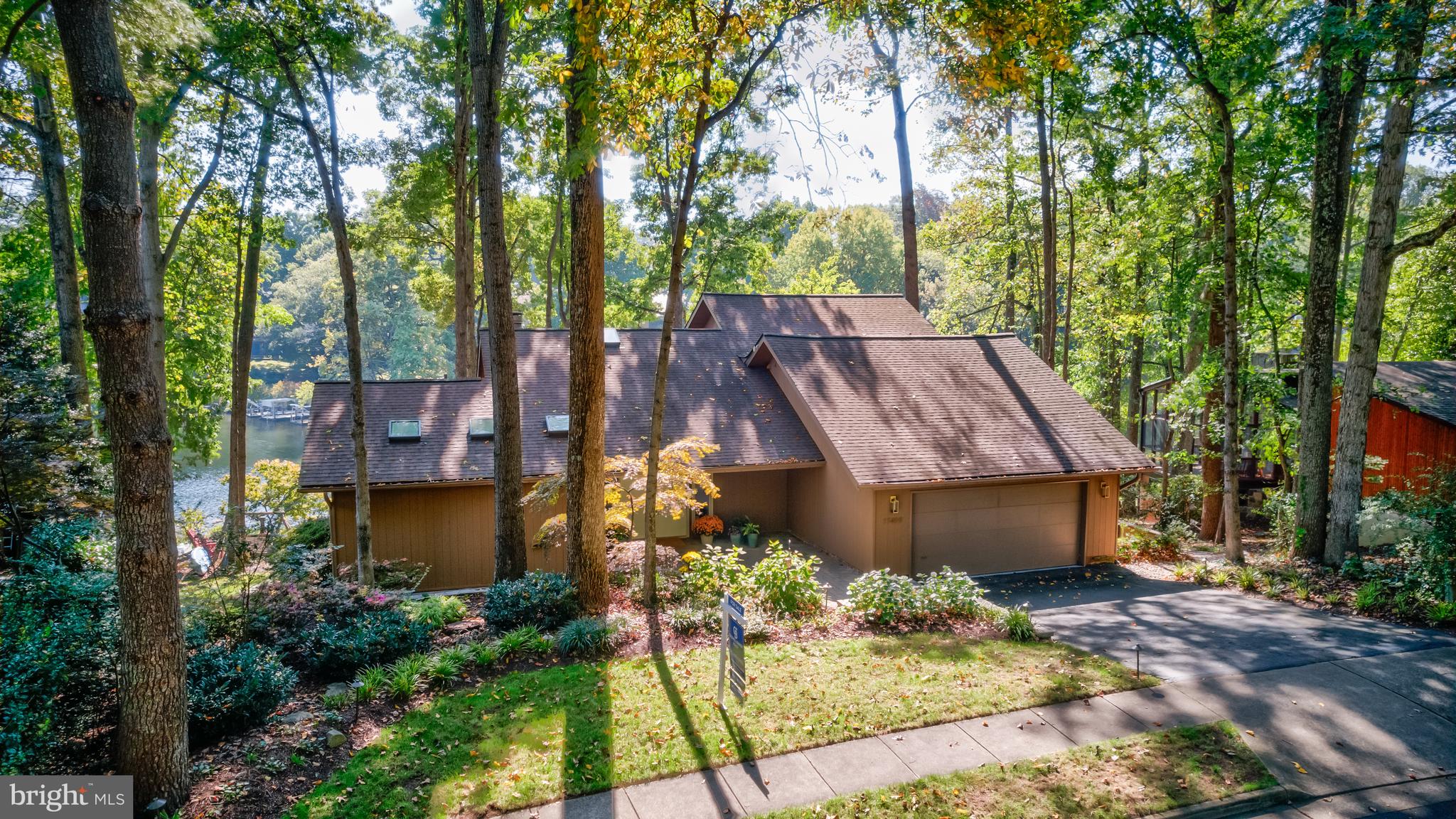RESTON - Residential