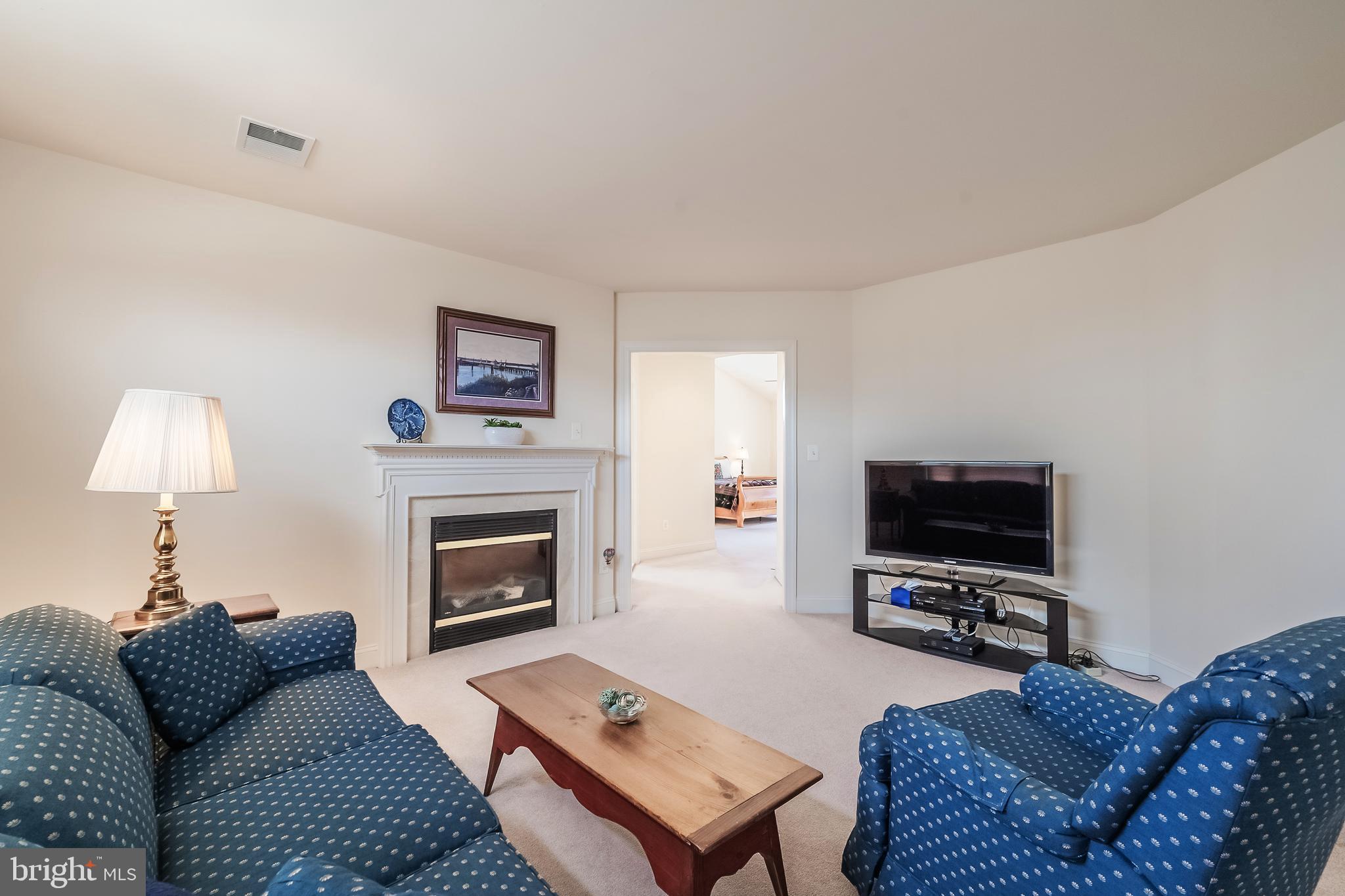 RIVER FALLS - Residential