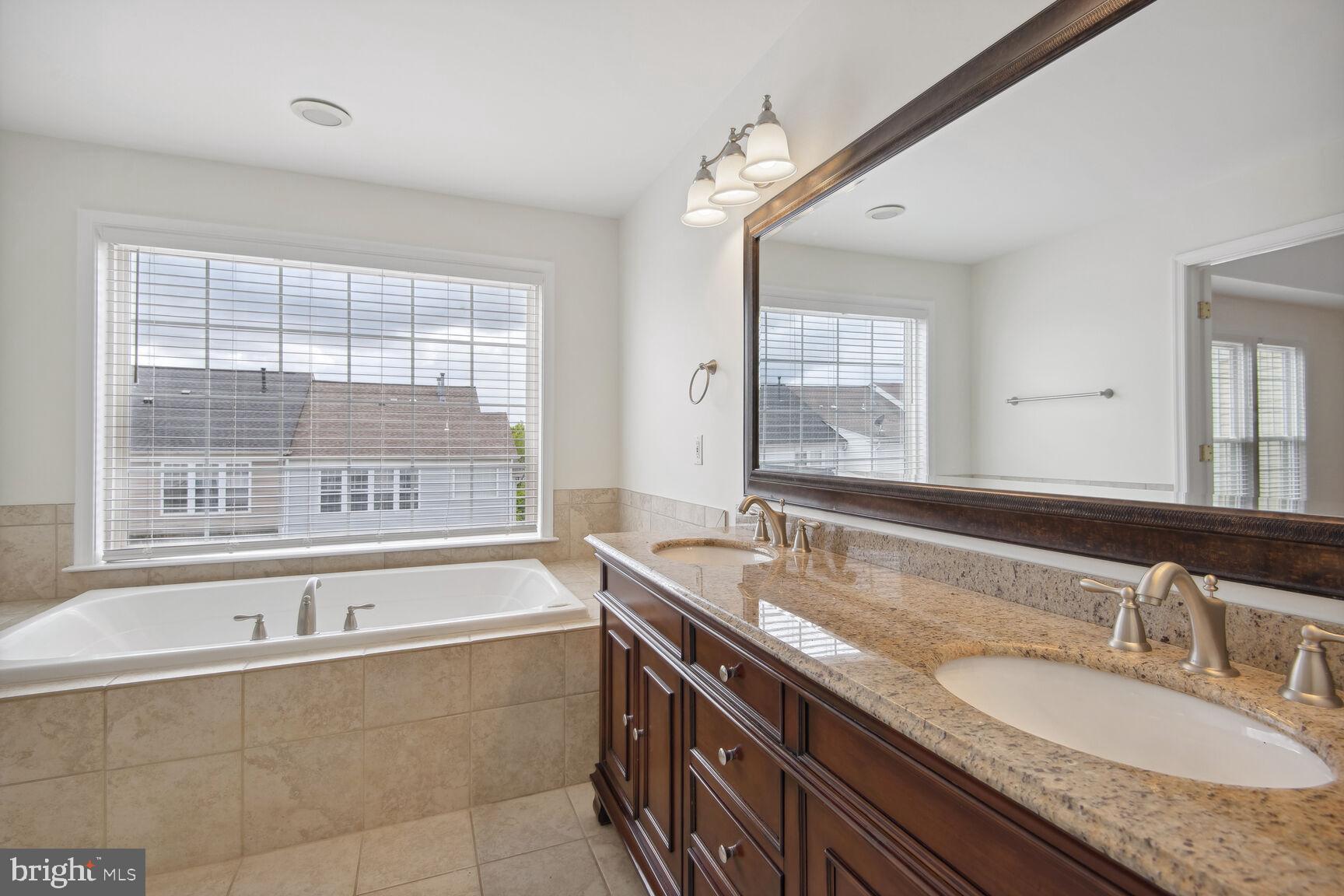 WESTMARKET - Residential Lease