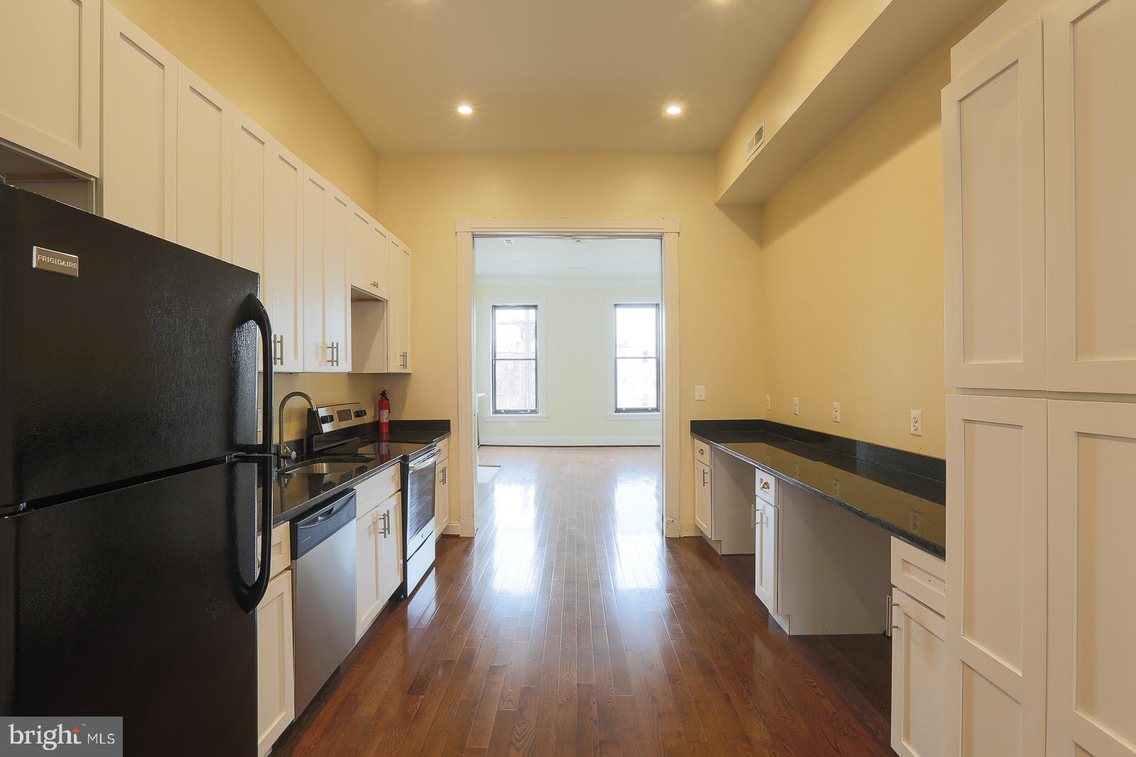 CHARLES VILLAGE - Residential Income