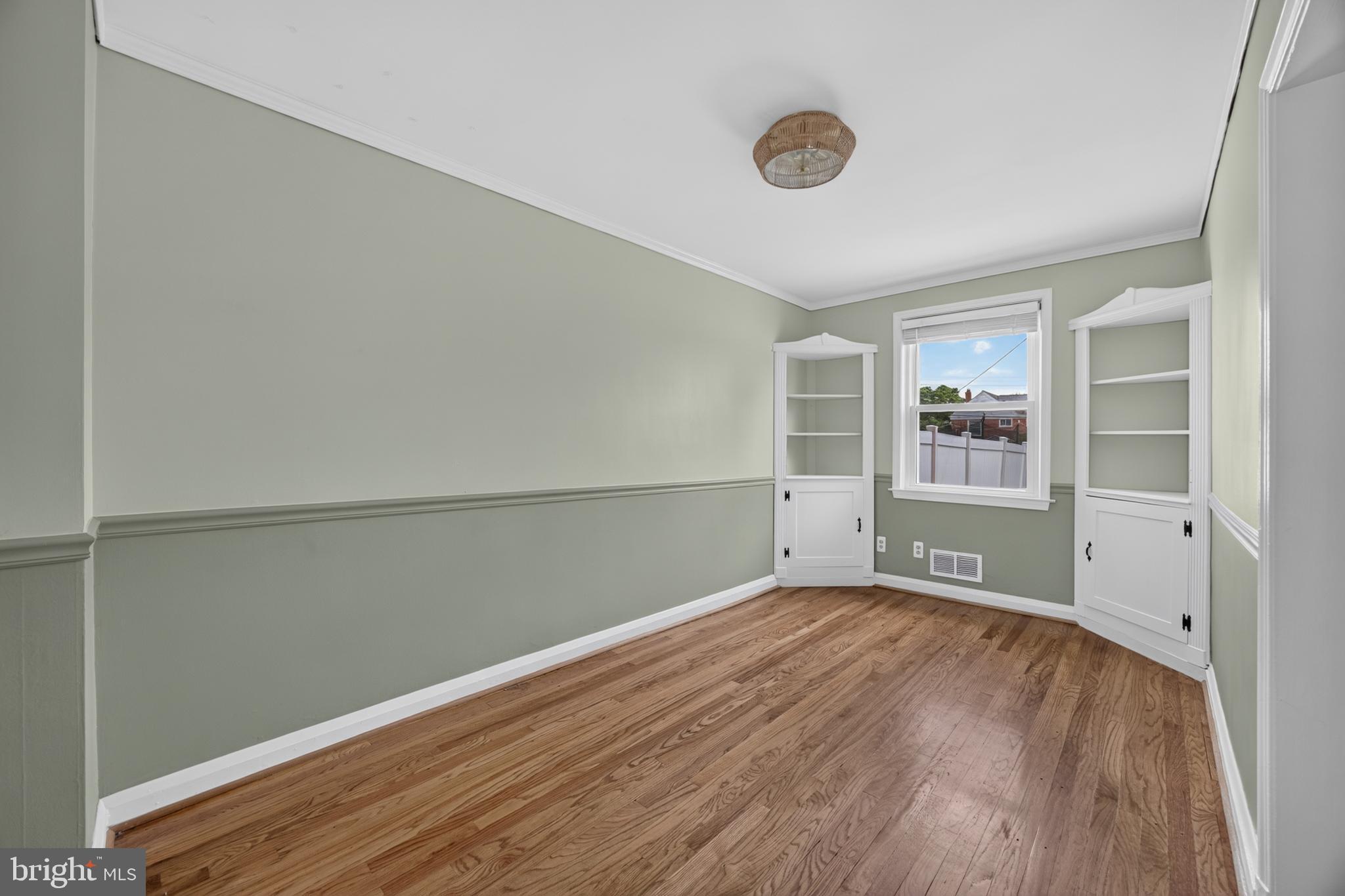 GAYLORD MANOR - Residential