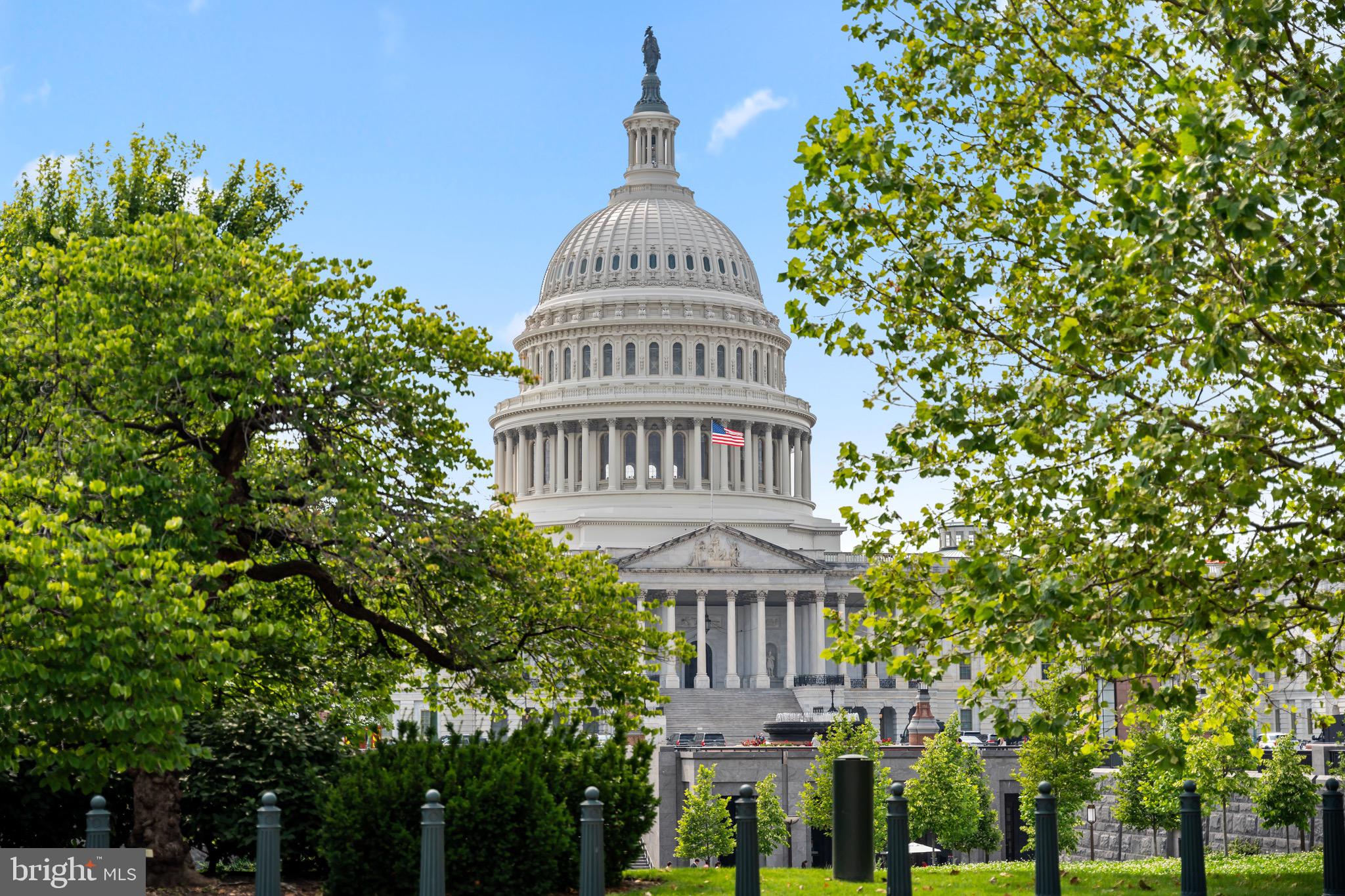 CAPITOL HILL - Residential Income