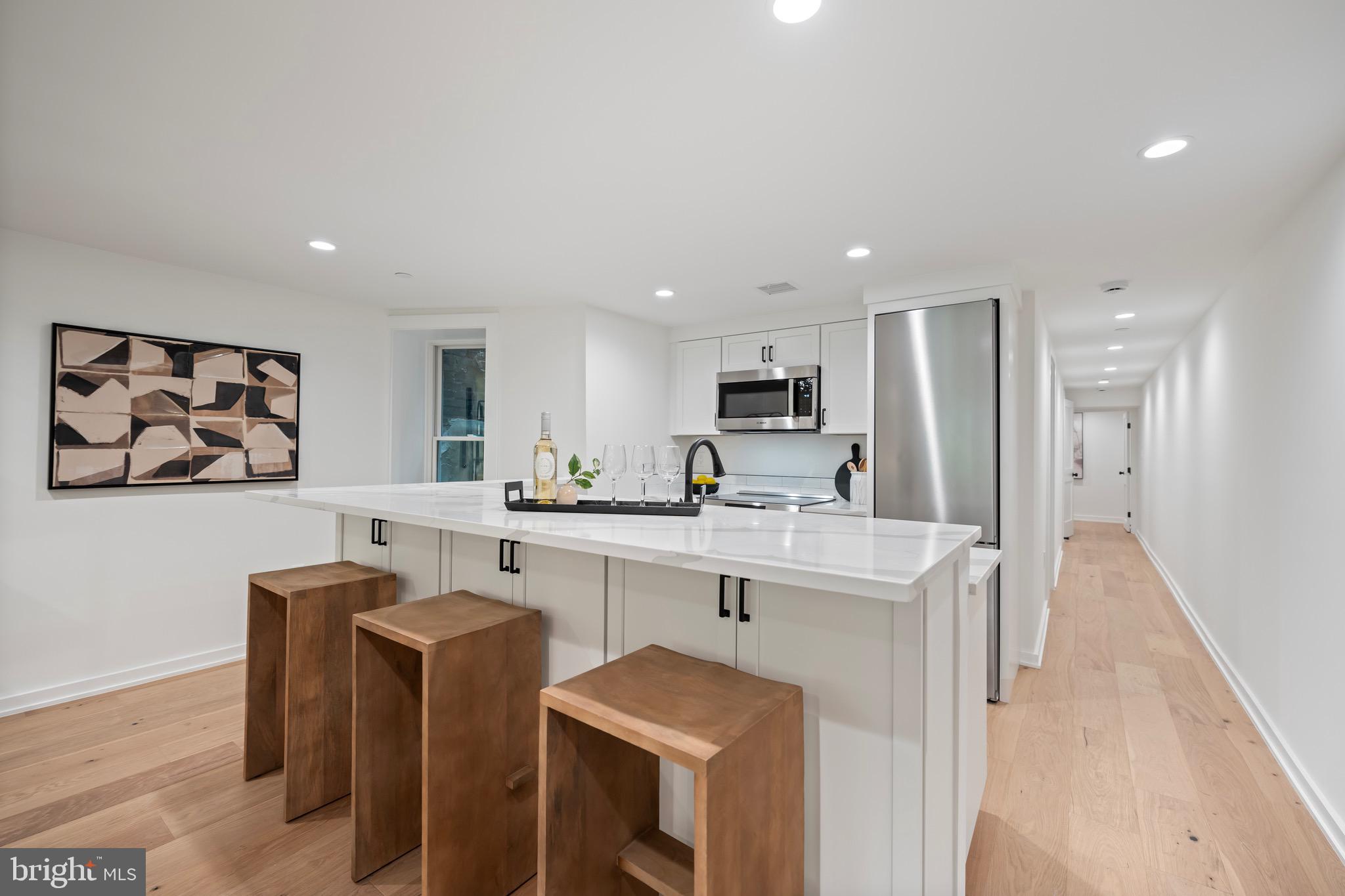 CAPITOL HILL - Residential Income