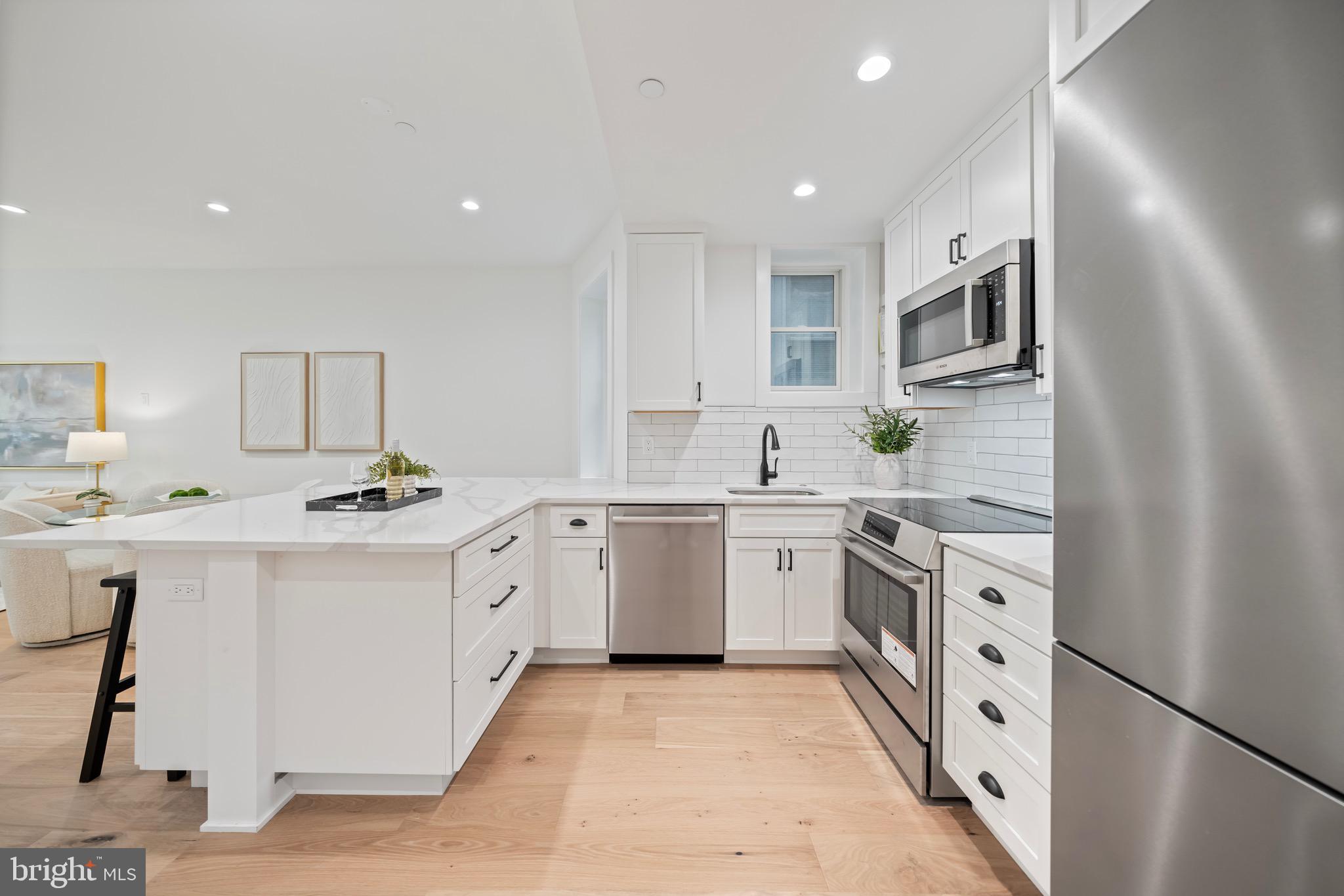 CAPITOL HILL - Residential Income