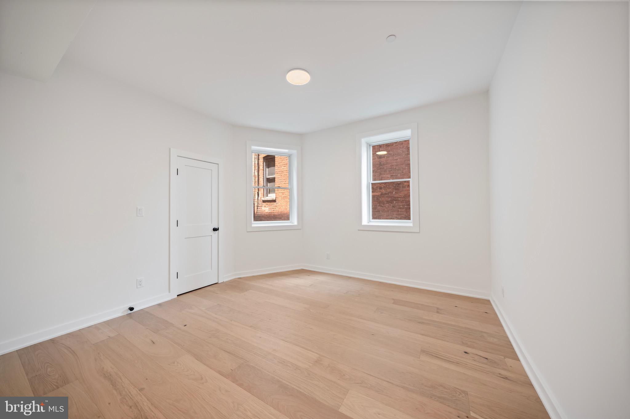 CAPITOL HILL - Residential Income