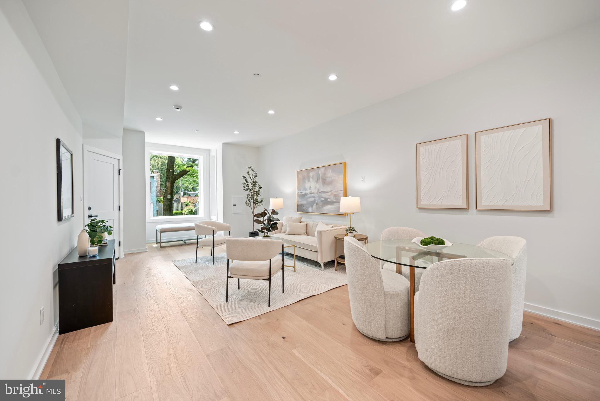 CAPITOL HILL - Residential Income