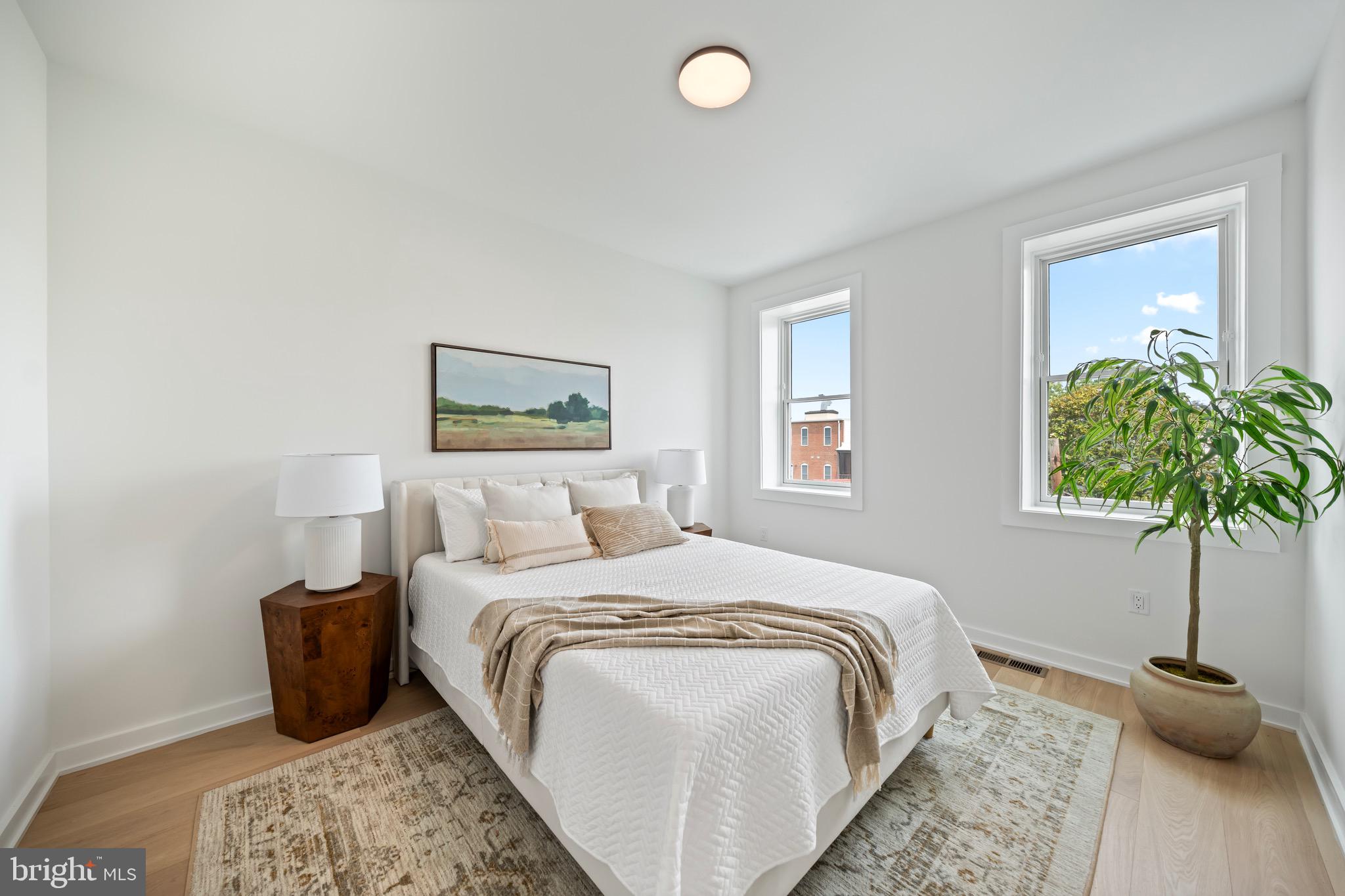 CAPITOL HILL - Residential Income