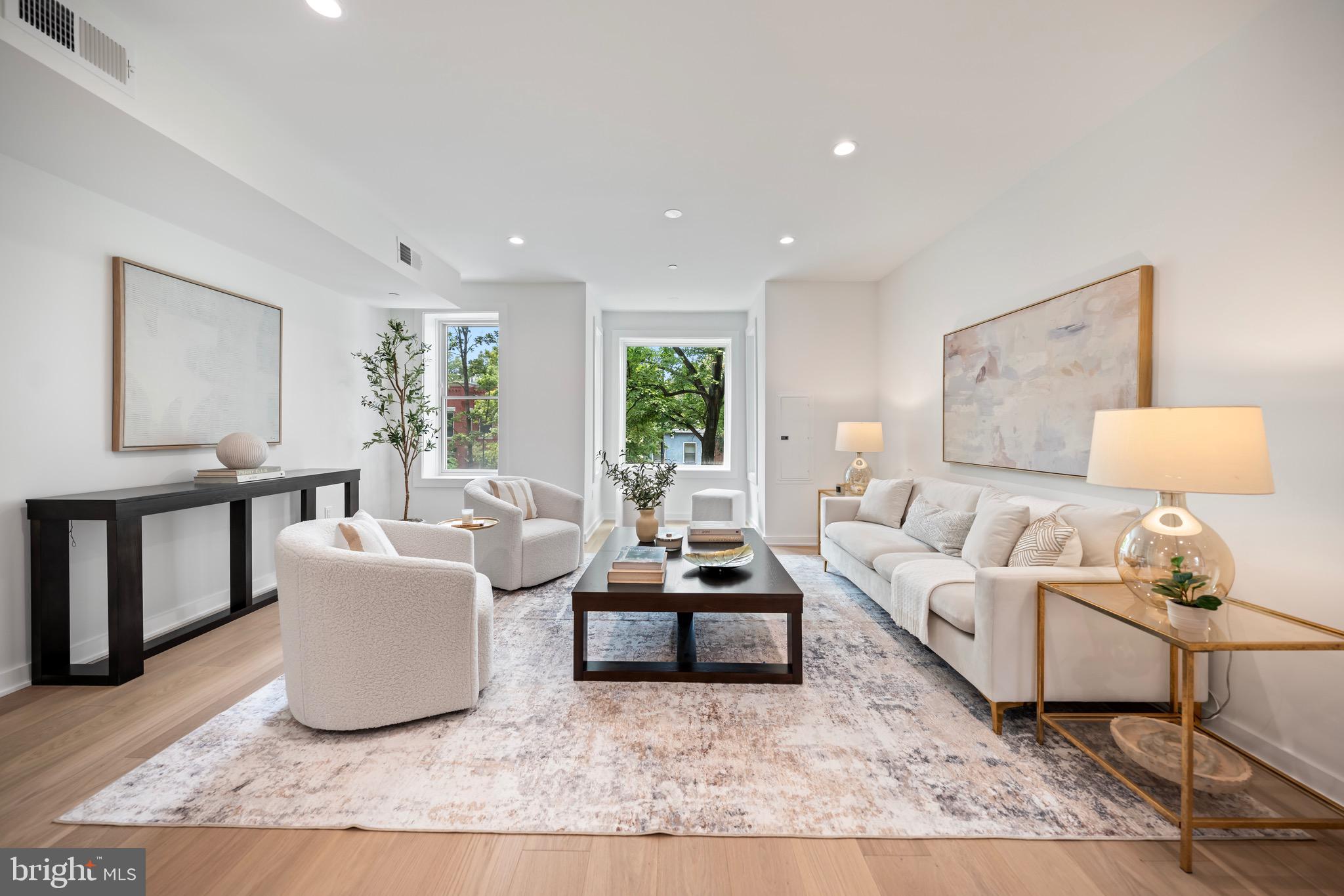 CAPITOL HILL - Residential Income