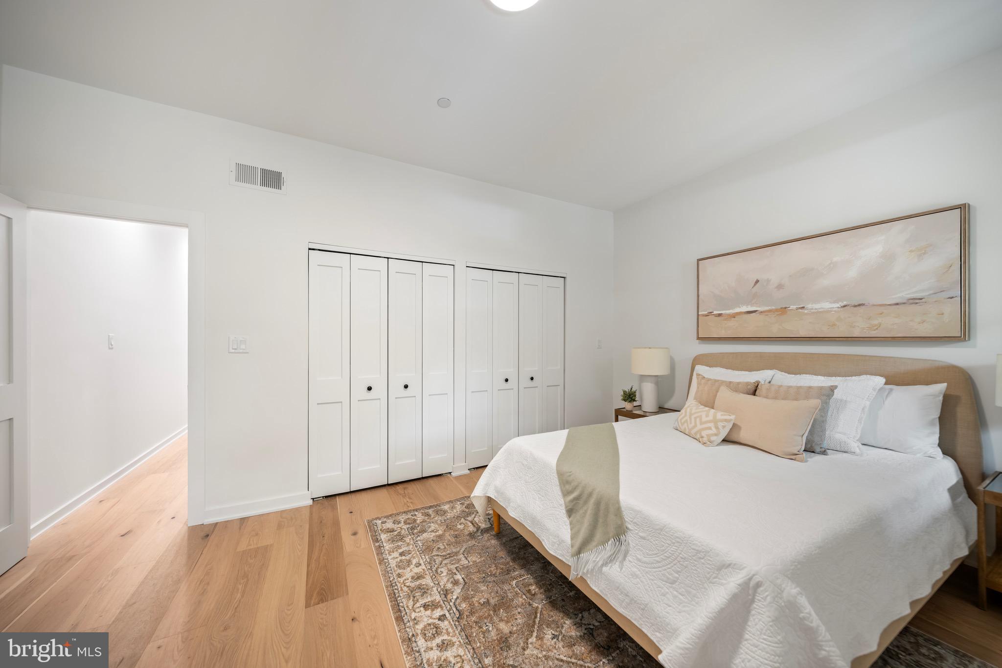CAPITOL HILL - Residential Income