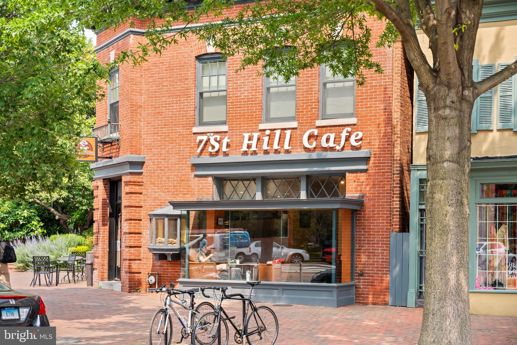 CAPITOL HILL - Residential Income