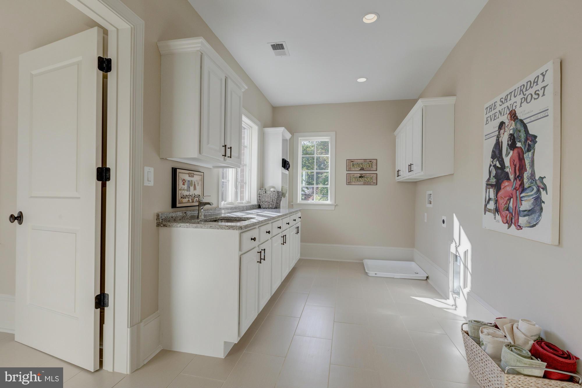 LANGLEY FOREST - Residential