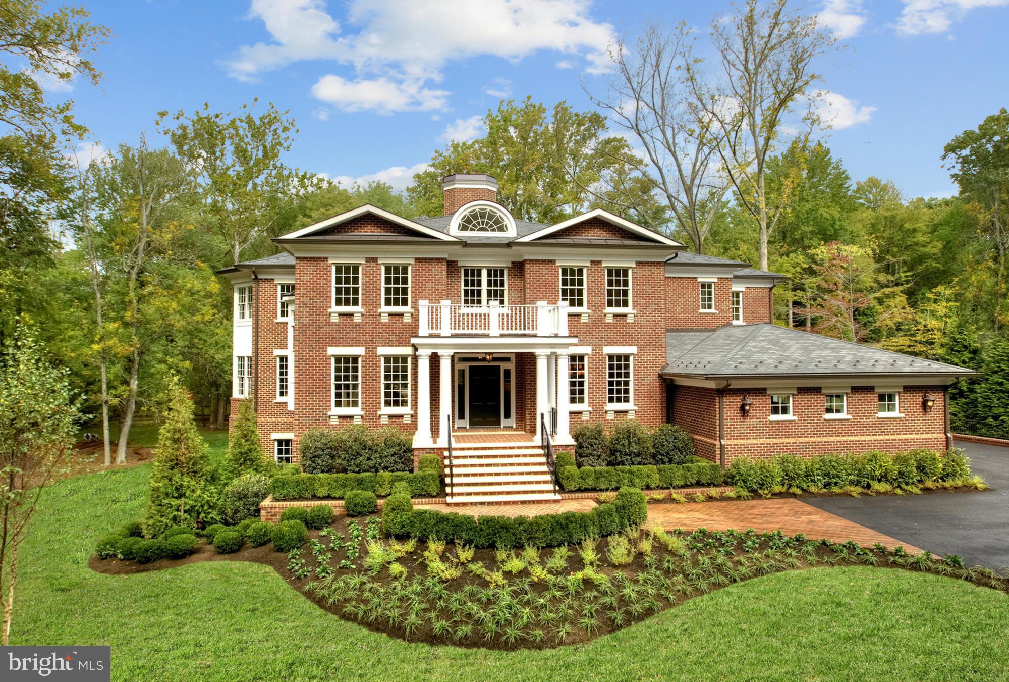 LANGLEY FOREST - Residential