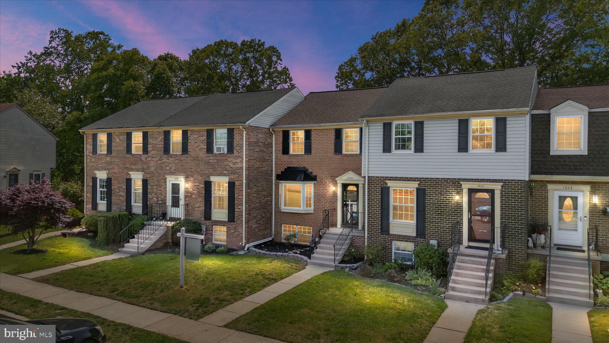 ELIZABETHS LANDING - Residential