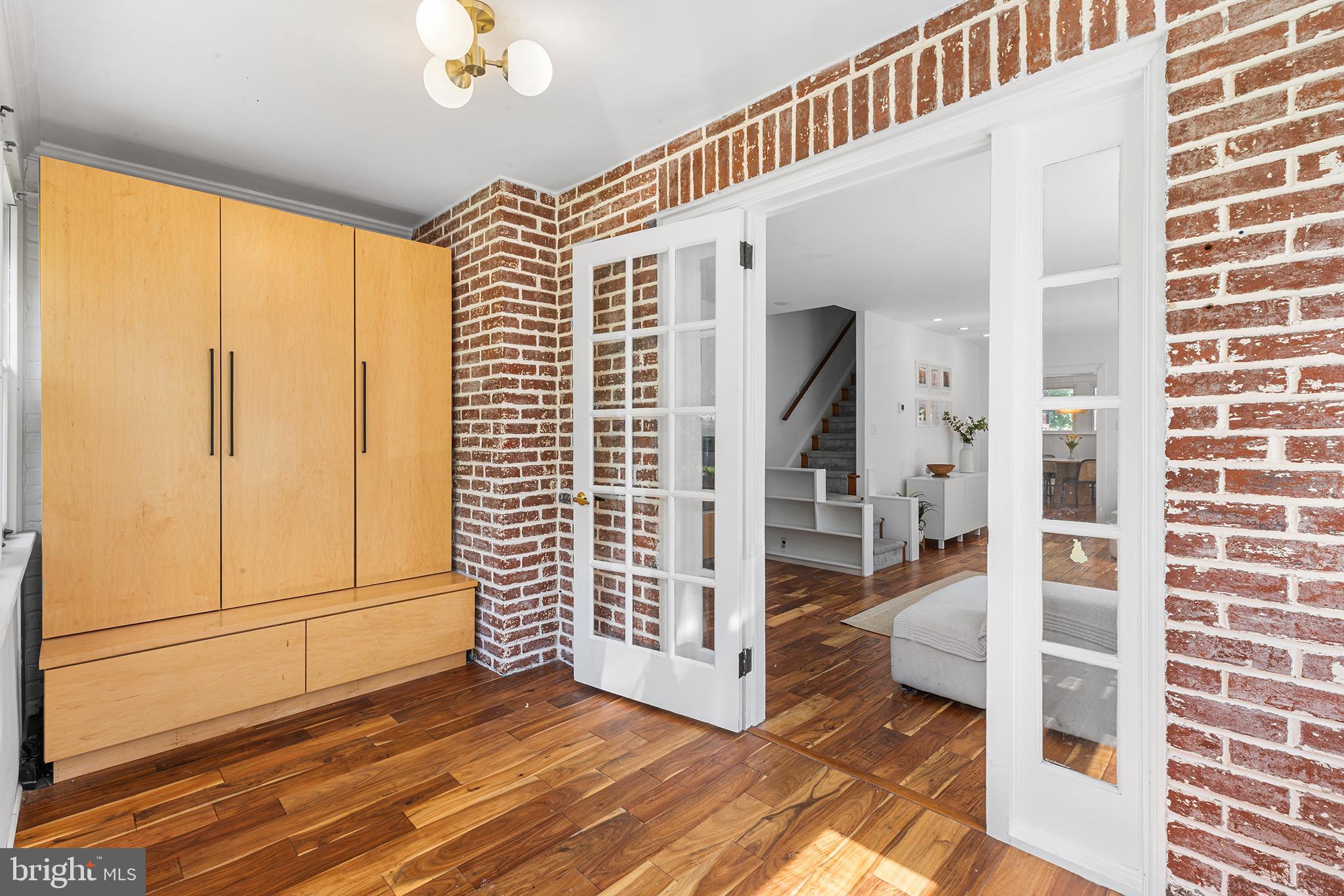 FLOURTOWN - Residential