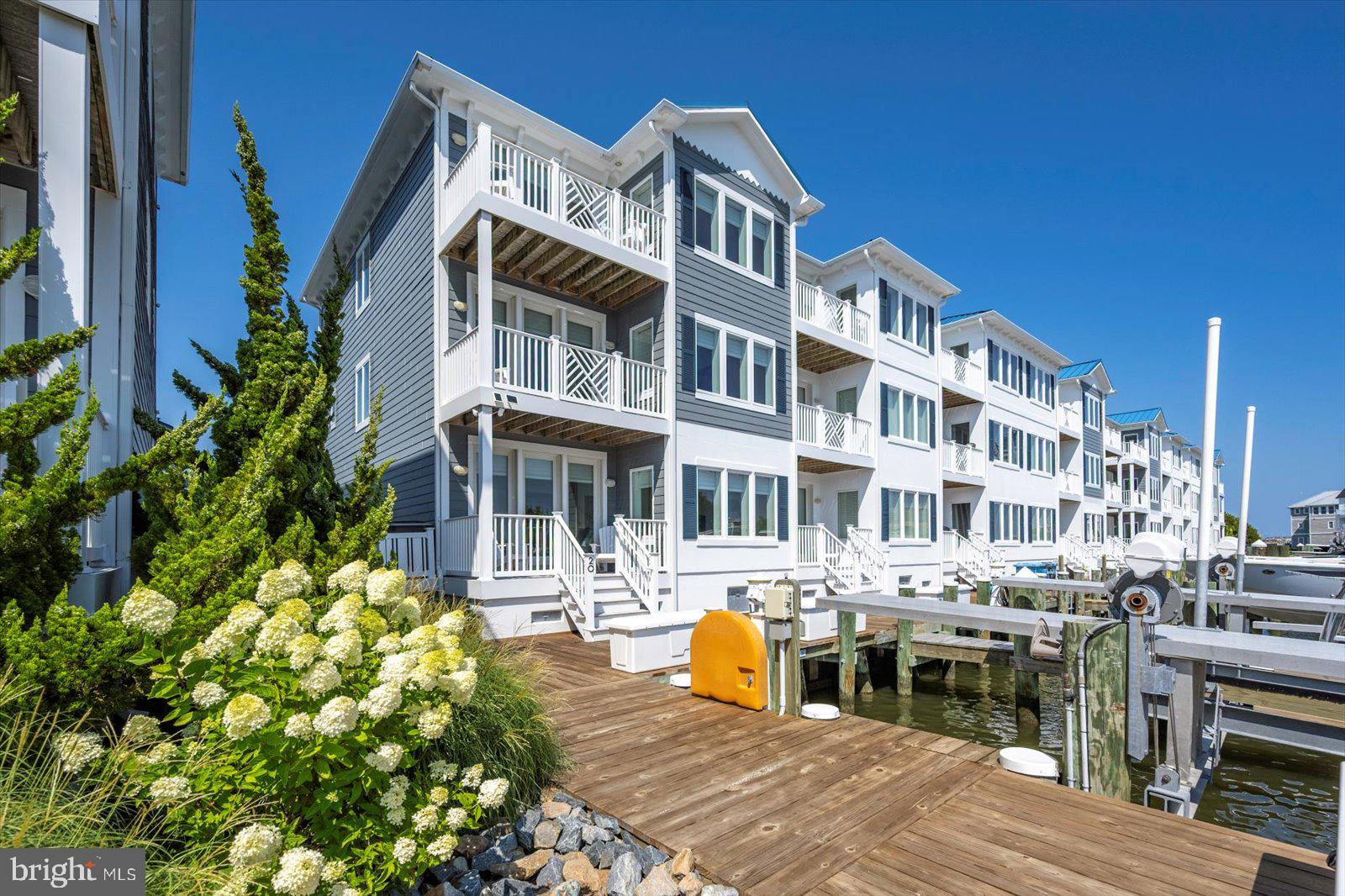 ESTATES AT INLET ISLE - Residential