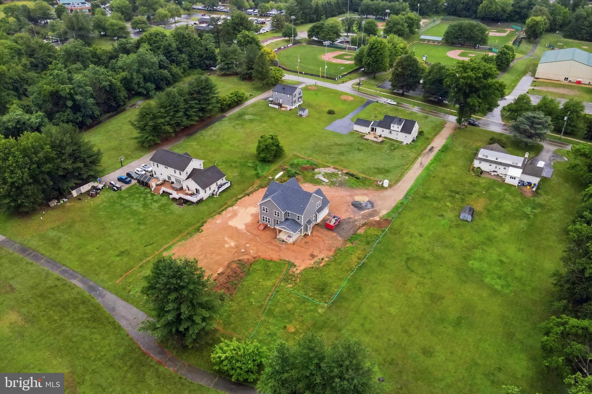 TANGLEWOOD - Residential